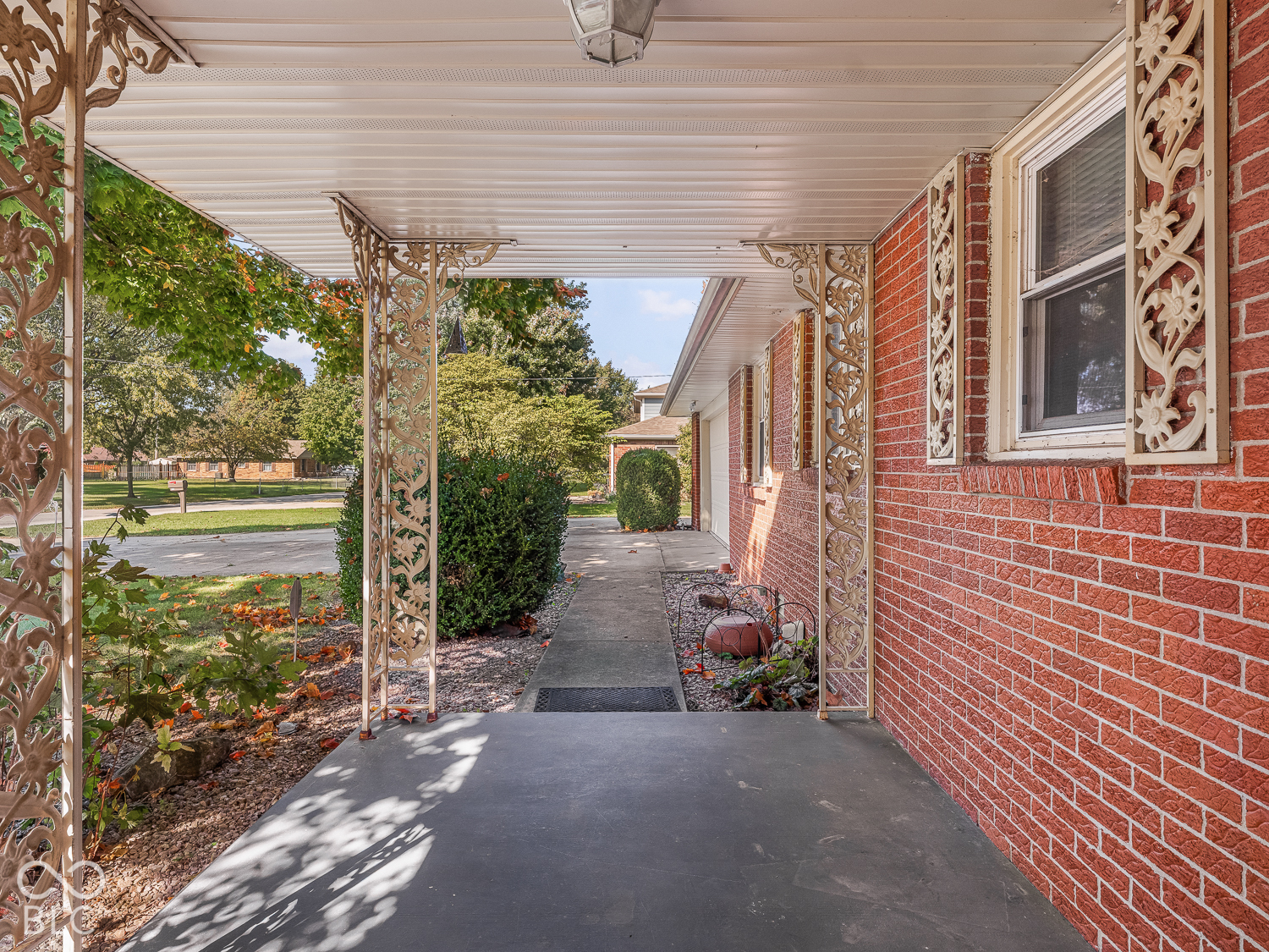 9008 Carriage, Pendleton, IN, 46064 photo 4 of 38