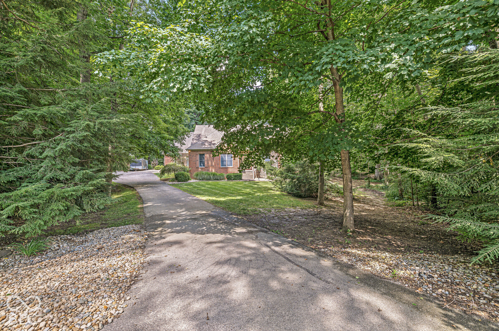 1332 S Oak Ridge Lane, Crawfordsville, IN, 47933 photo 4 of 62