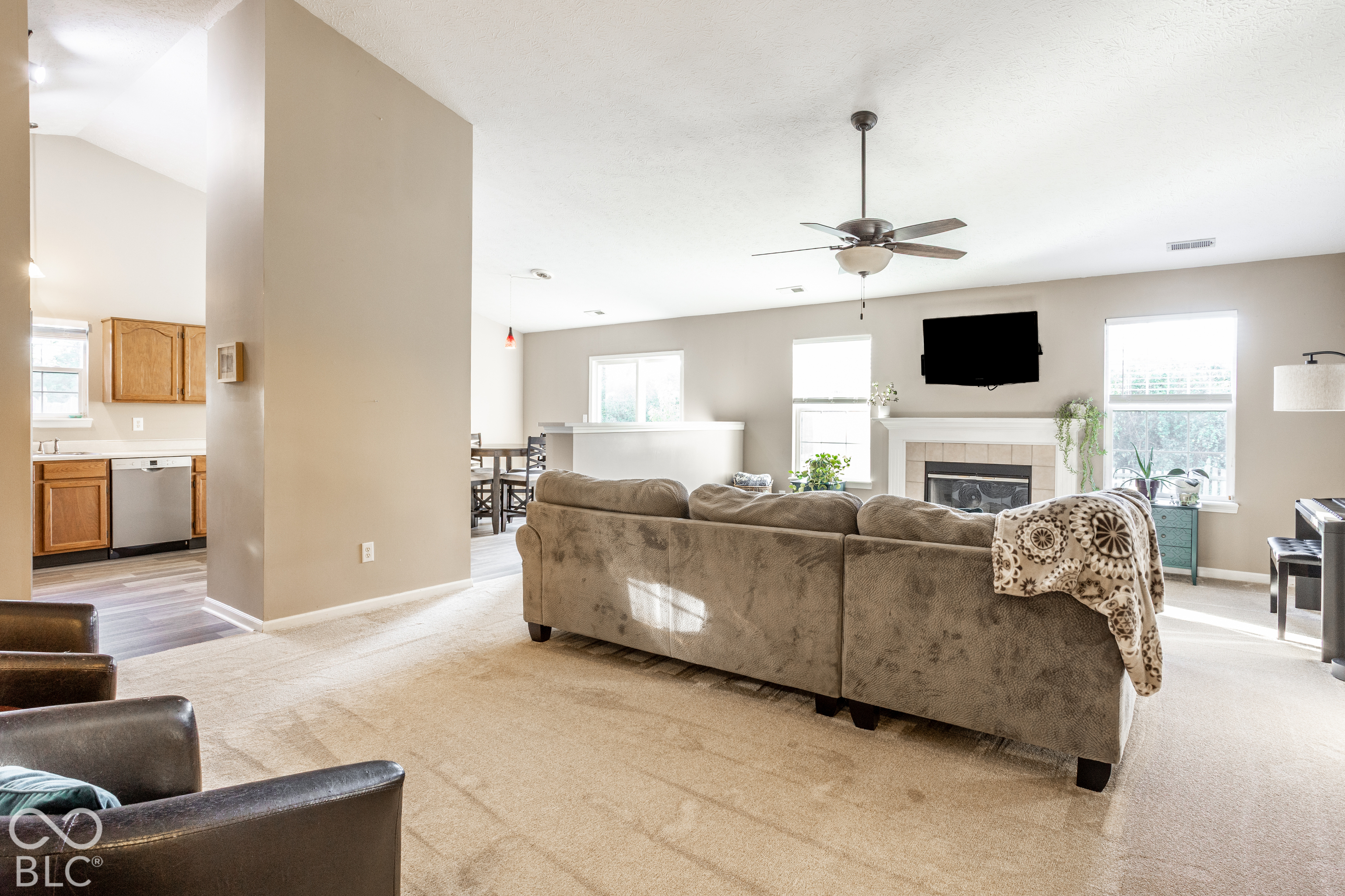 6209 Glebe Circle, Indianapolis, IN, 46237 photo 4 of 26