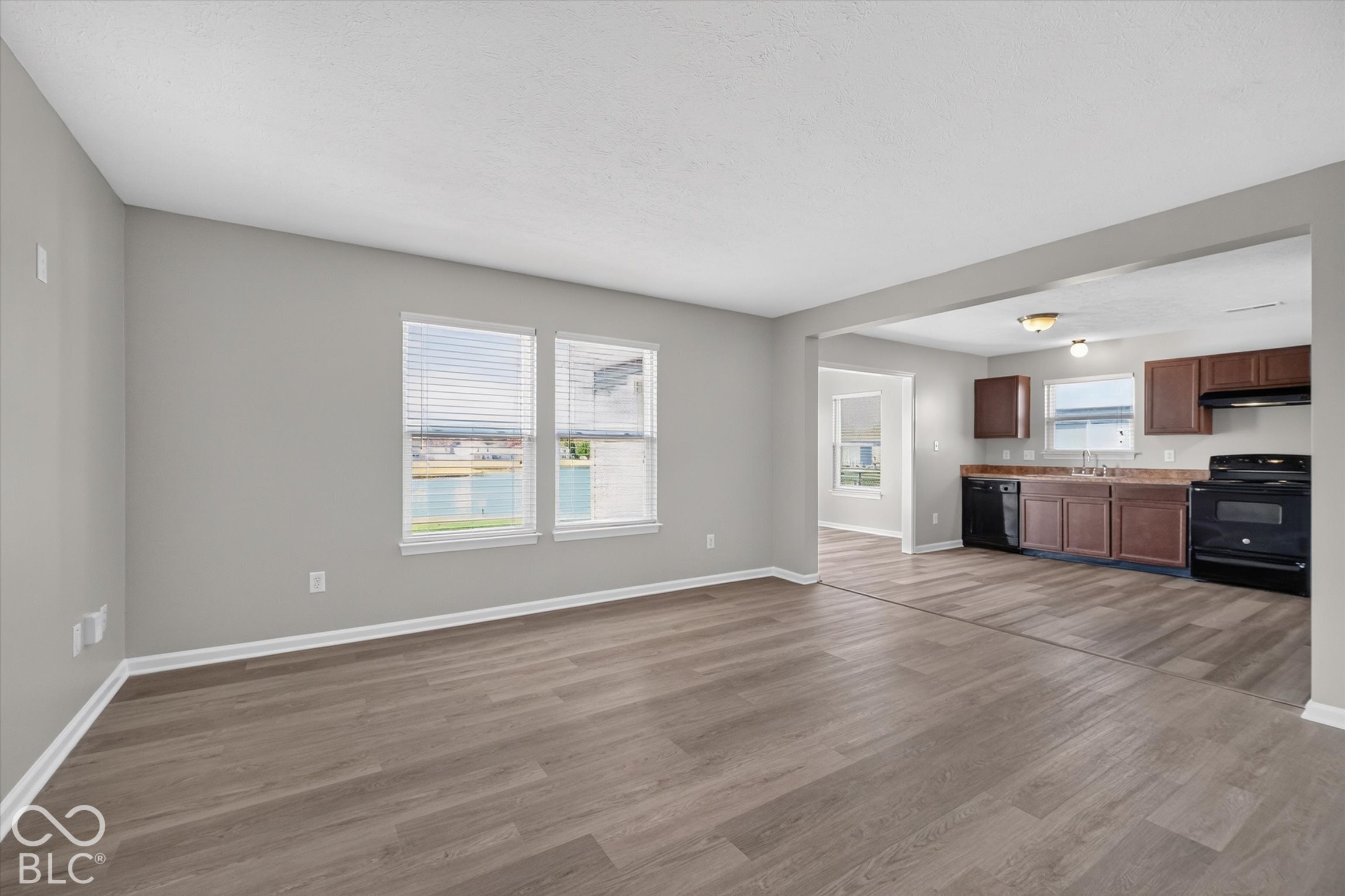 4048 Tahoe Drive, Indianapolis, IN, 46235 photo 4 of 39