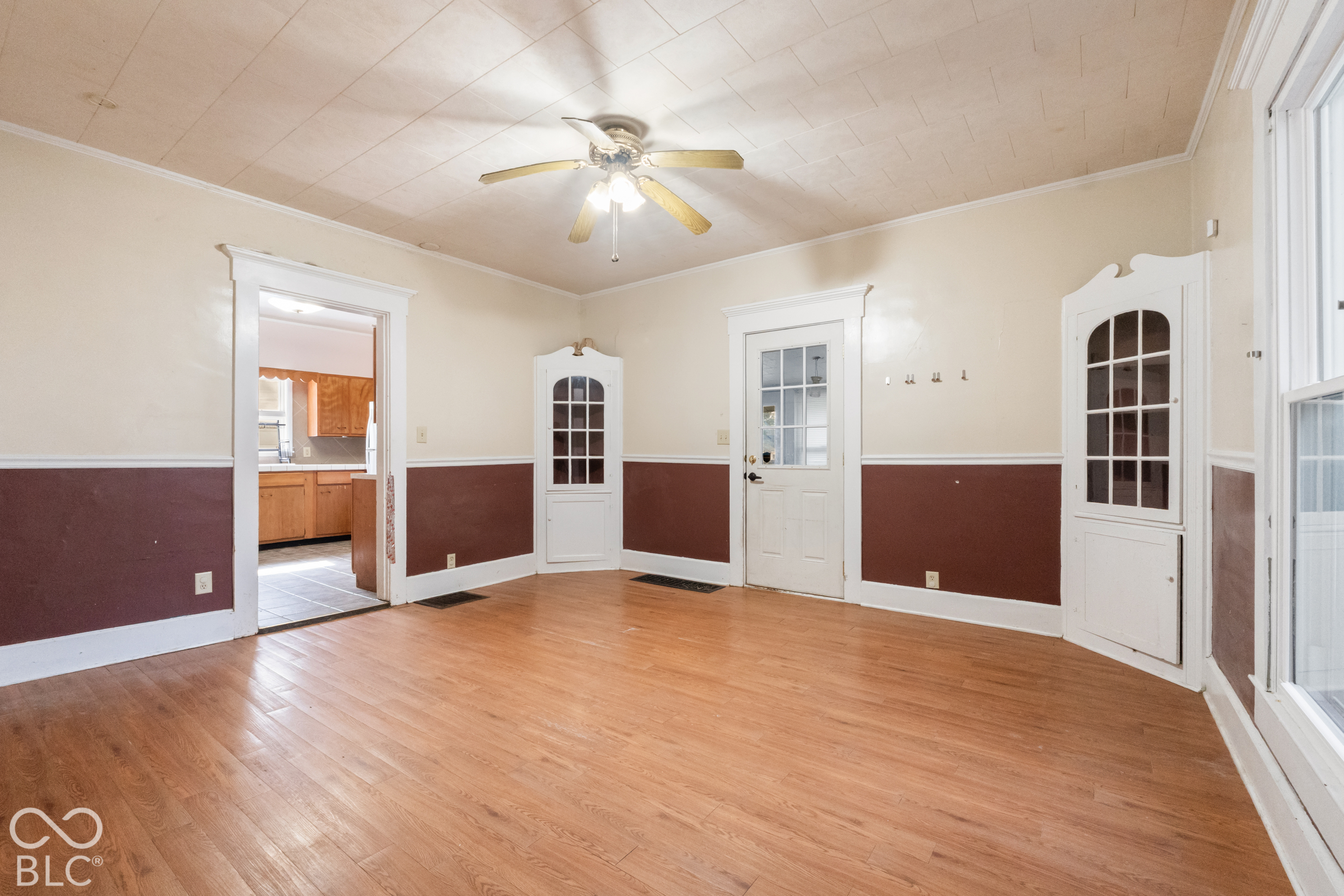 2423 Fletcher Street, Anderson, IN, 46016 photo 4 of 15