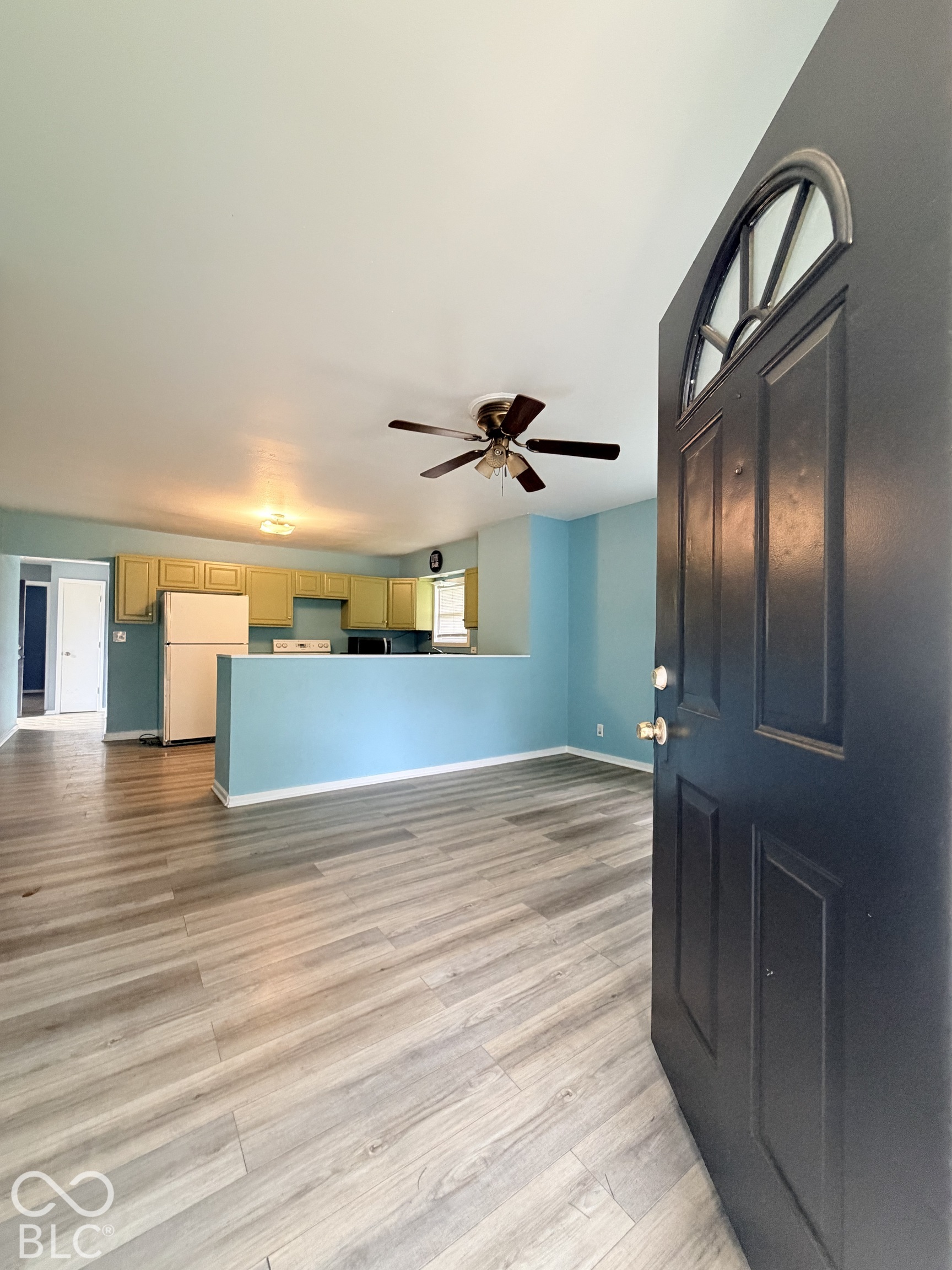 2430 Foltz Street, Indianapolis, IN, 46241 photo 4 of 39