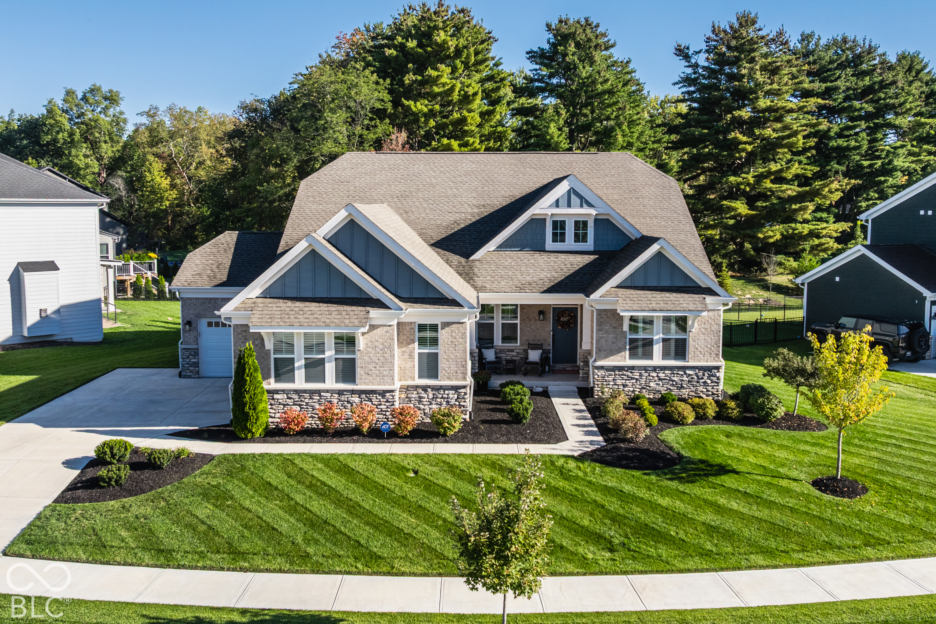 5419 Pembridge Lane, Zionsville, IN, 46077 photo 4 of 56
