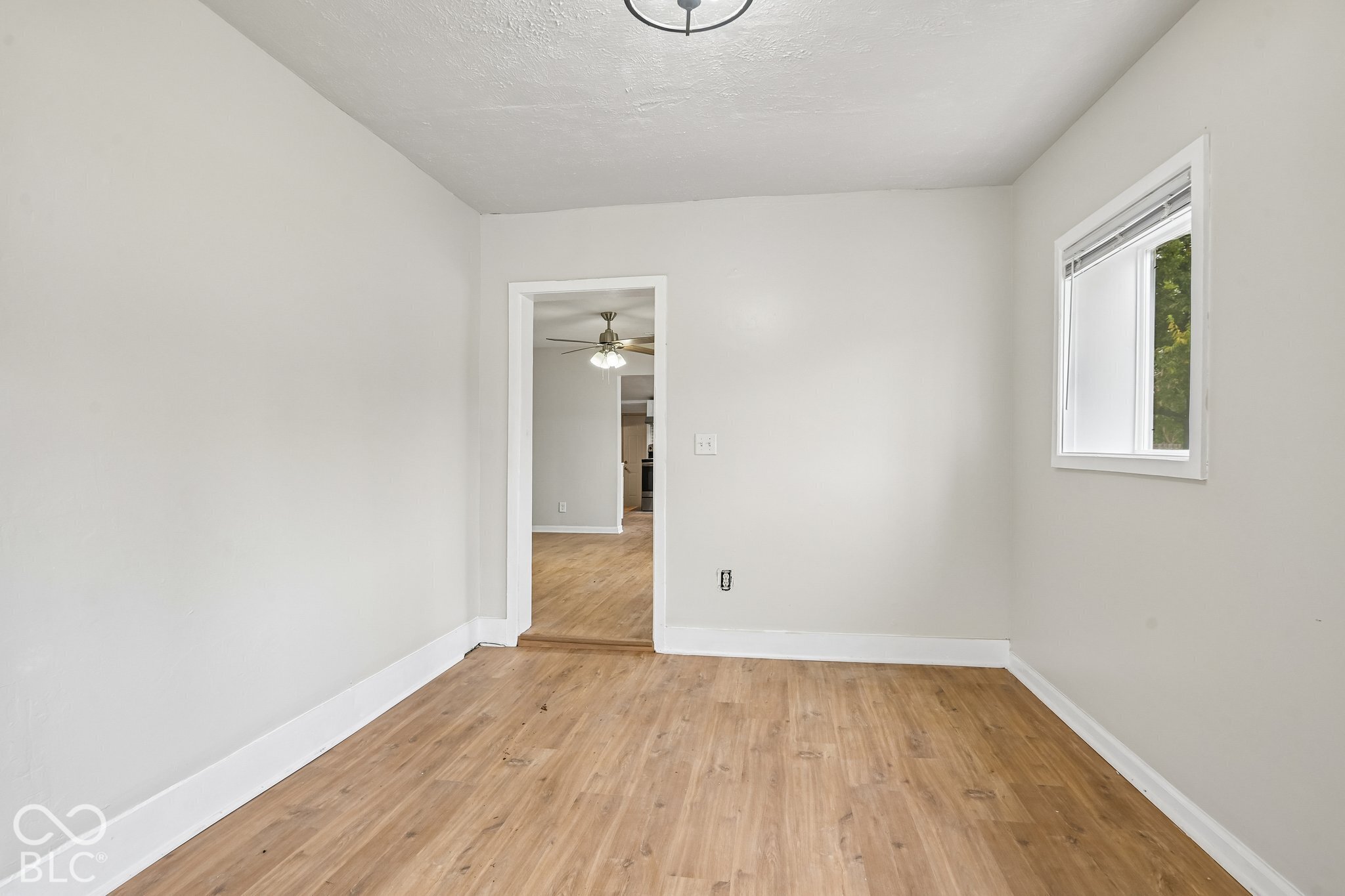 1357 Hiatt, Indianapolis, IN, 46221 photo 4 of 30