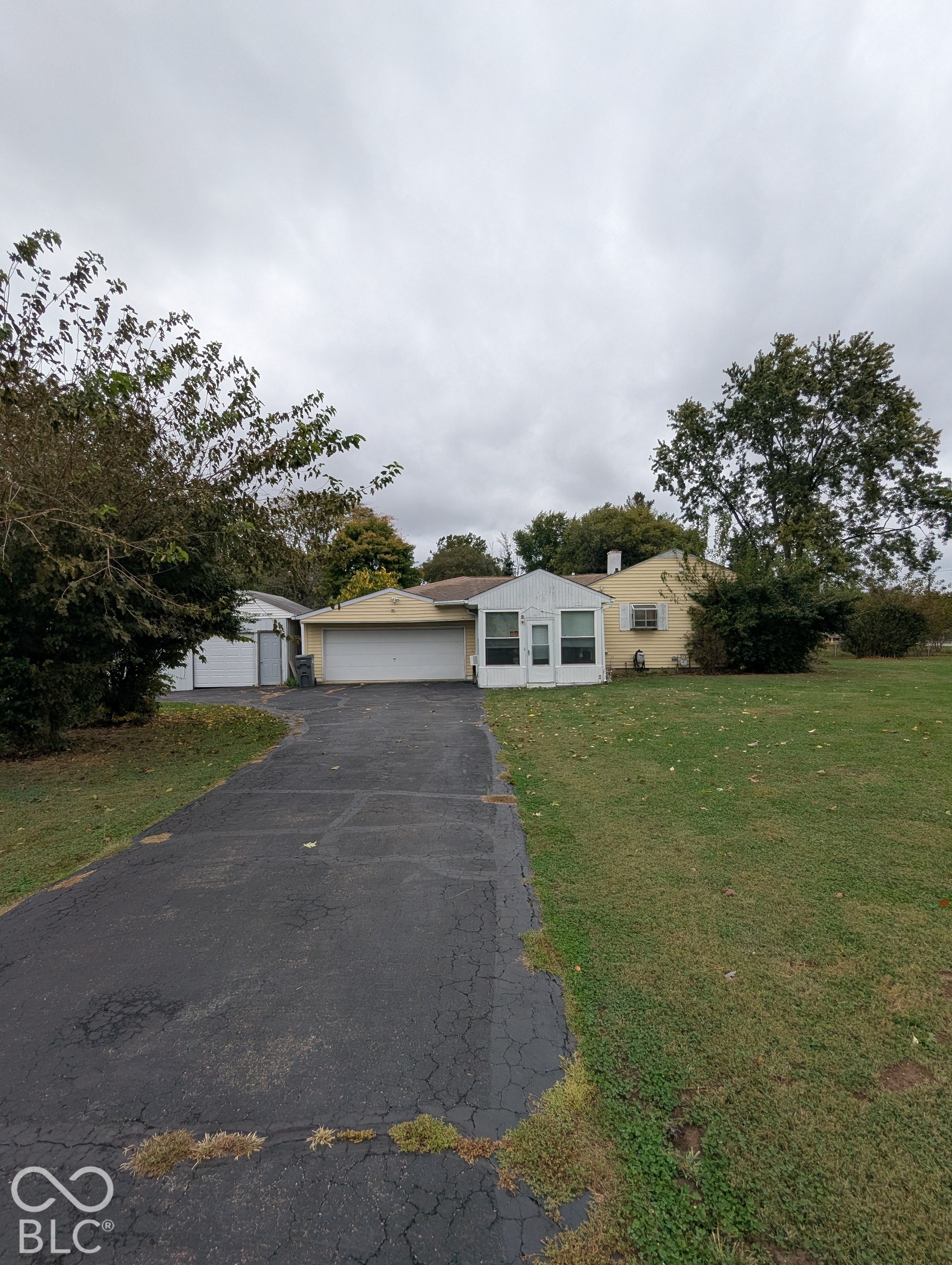 3480 Foltz, Indianapolis, IN, 46221 photo 4 of 21