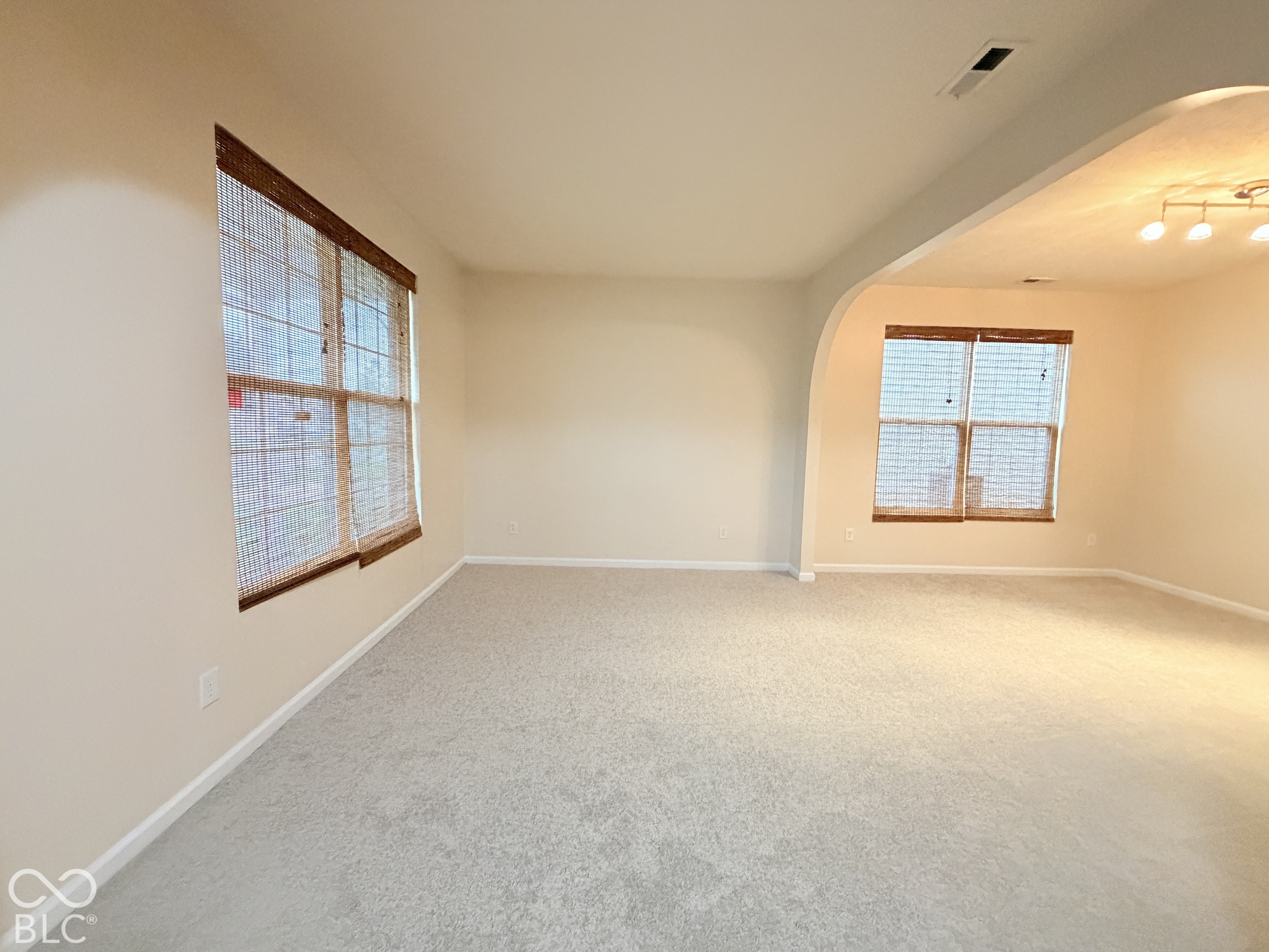 2013 Creekstone Drive, Columbus, IN, 47201 photo 4 of 34