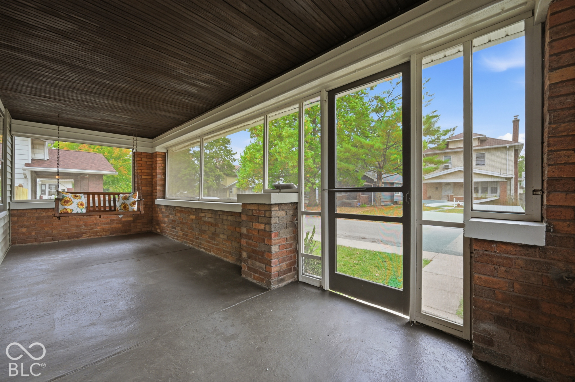 610 Wallace Avenue, Indianapolis, IN, 46201 photo 4 of 37