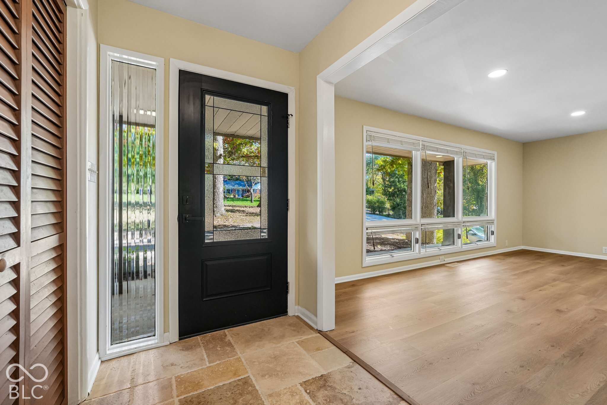 6220 Bramshaw Road, Indianapolis, IN, 46220 photo 4 of 81