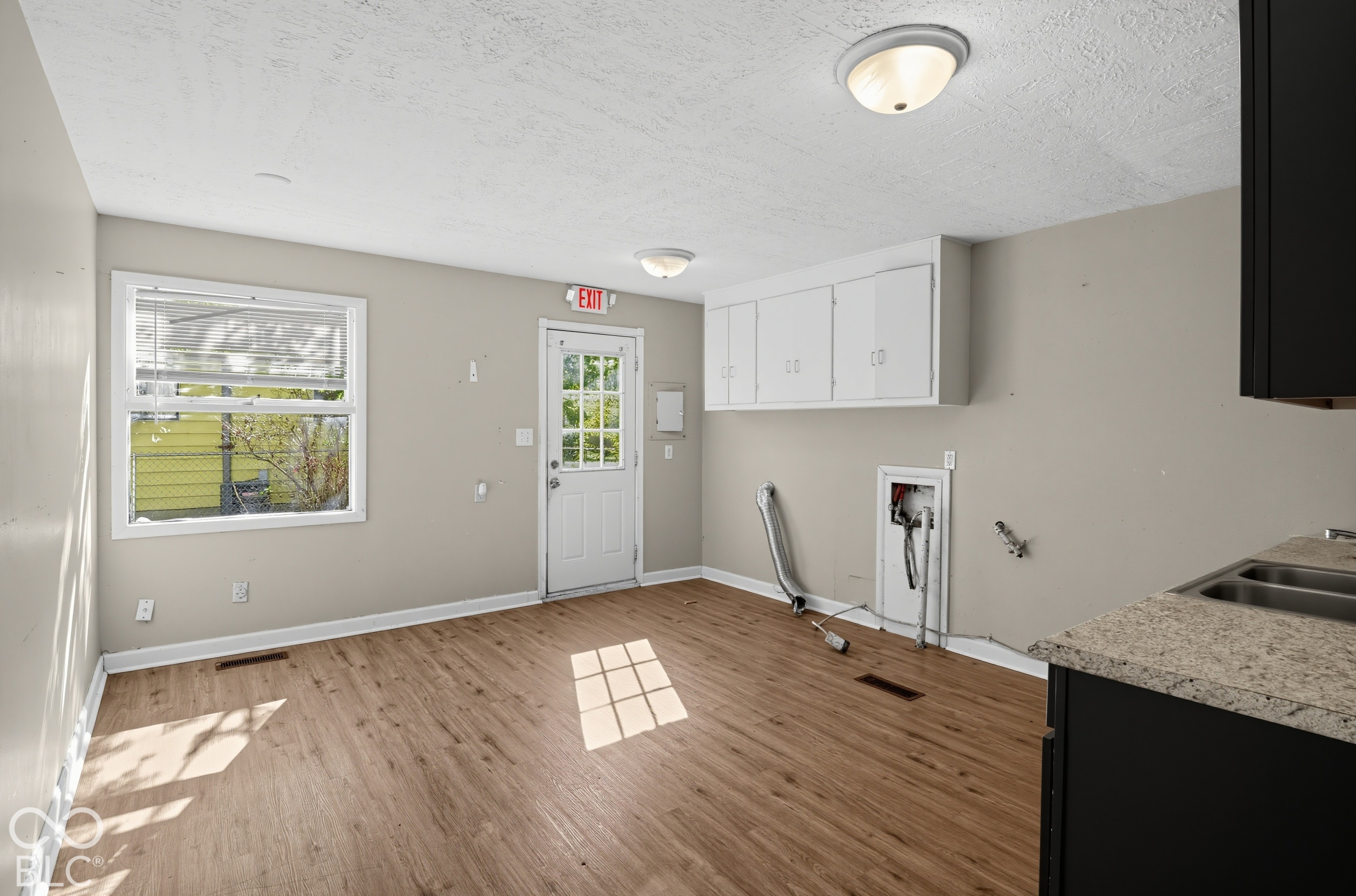 4452 N Campbell Avenue, Indianapolis, IN, 46226 photo 4 of 15