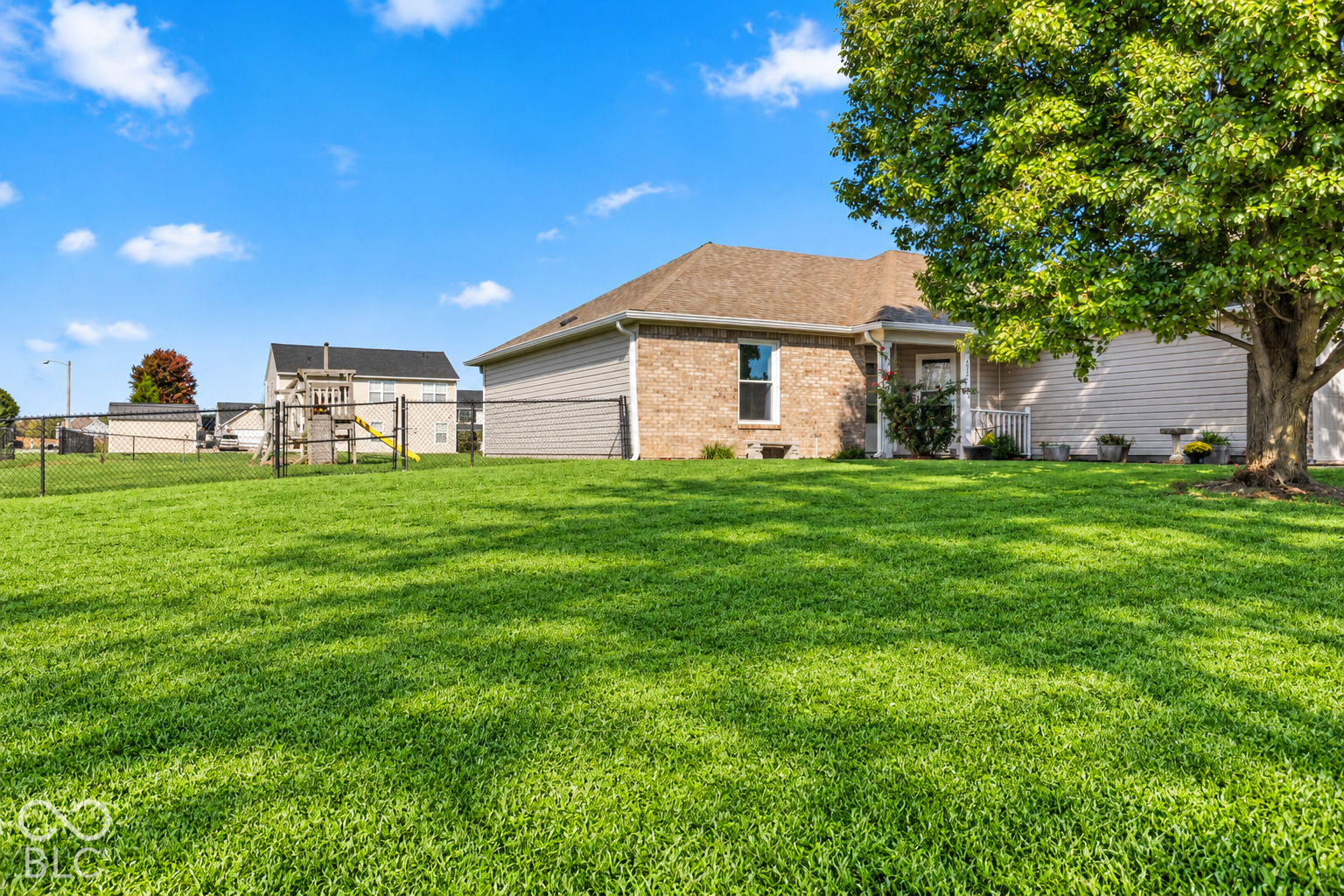 868 Quarterhorse Run, Bargersville, IN, 46106 photo 4 of 30