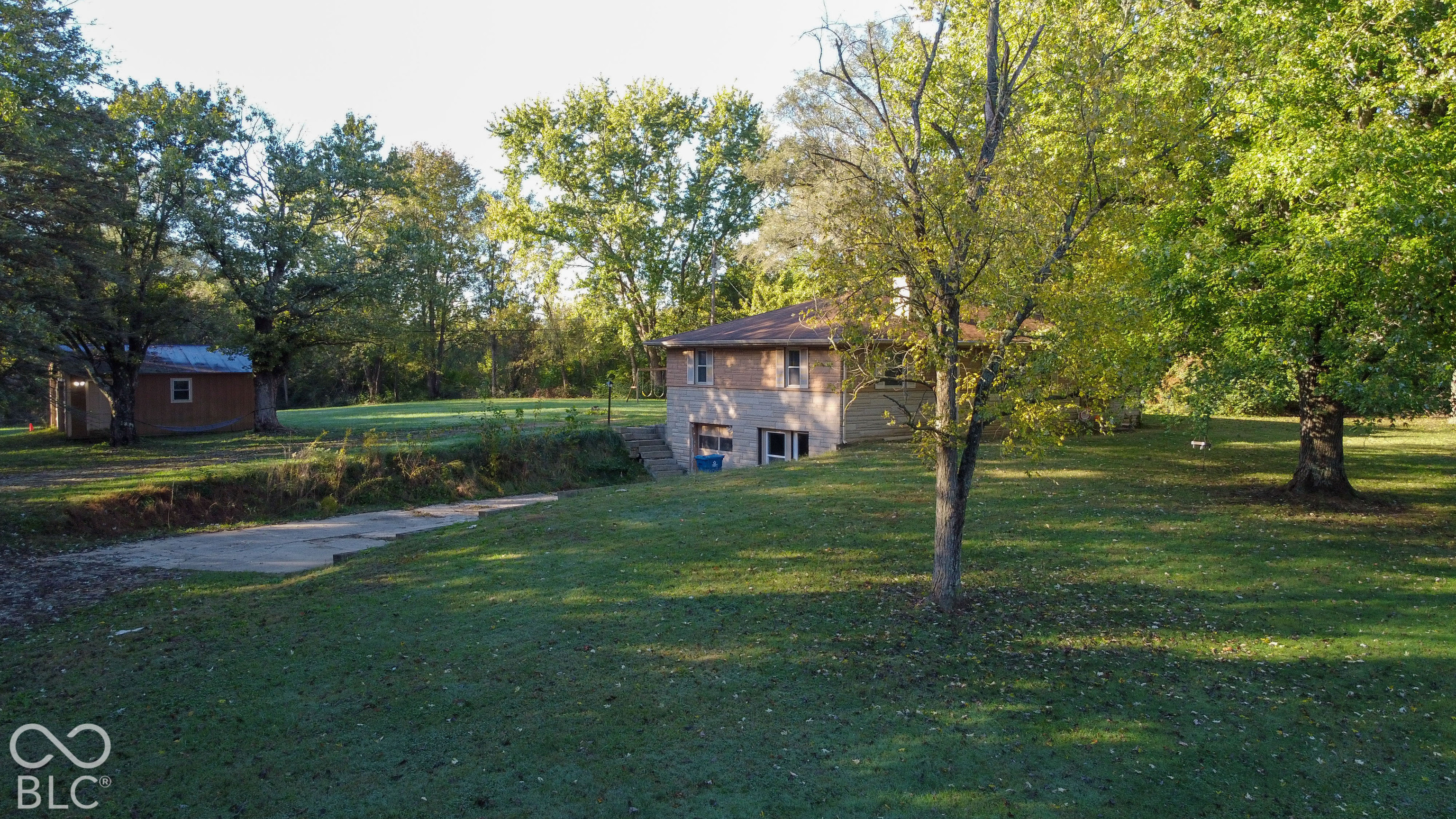 4853 W Nance Lane, Greenwood, IN, 46142 photo 4 of 8