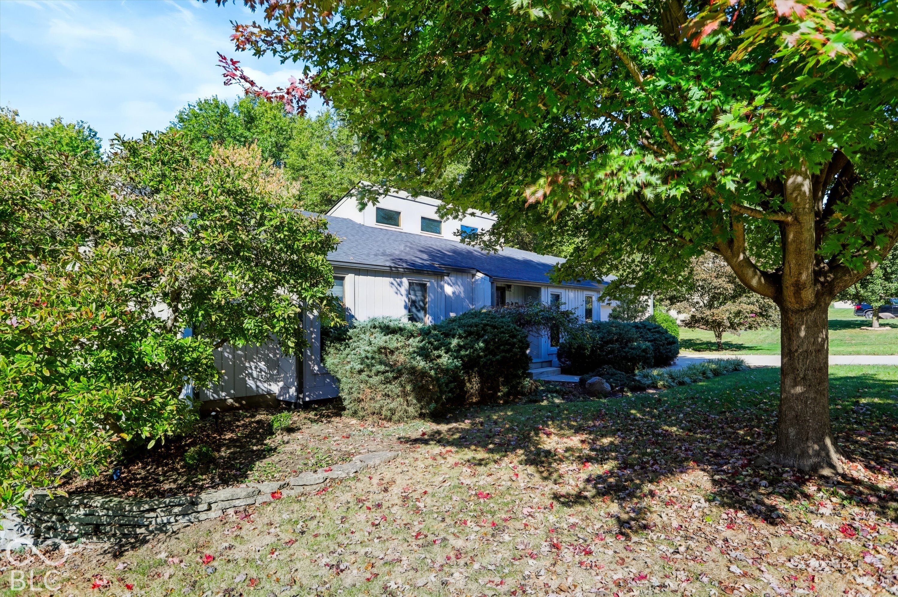 840 Countryside Lane, Columbus, IN, 47201 photo 4 of 99