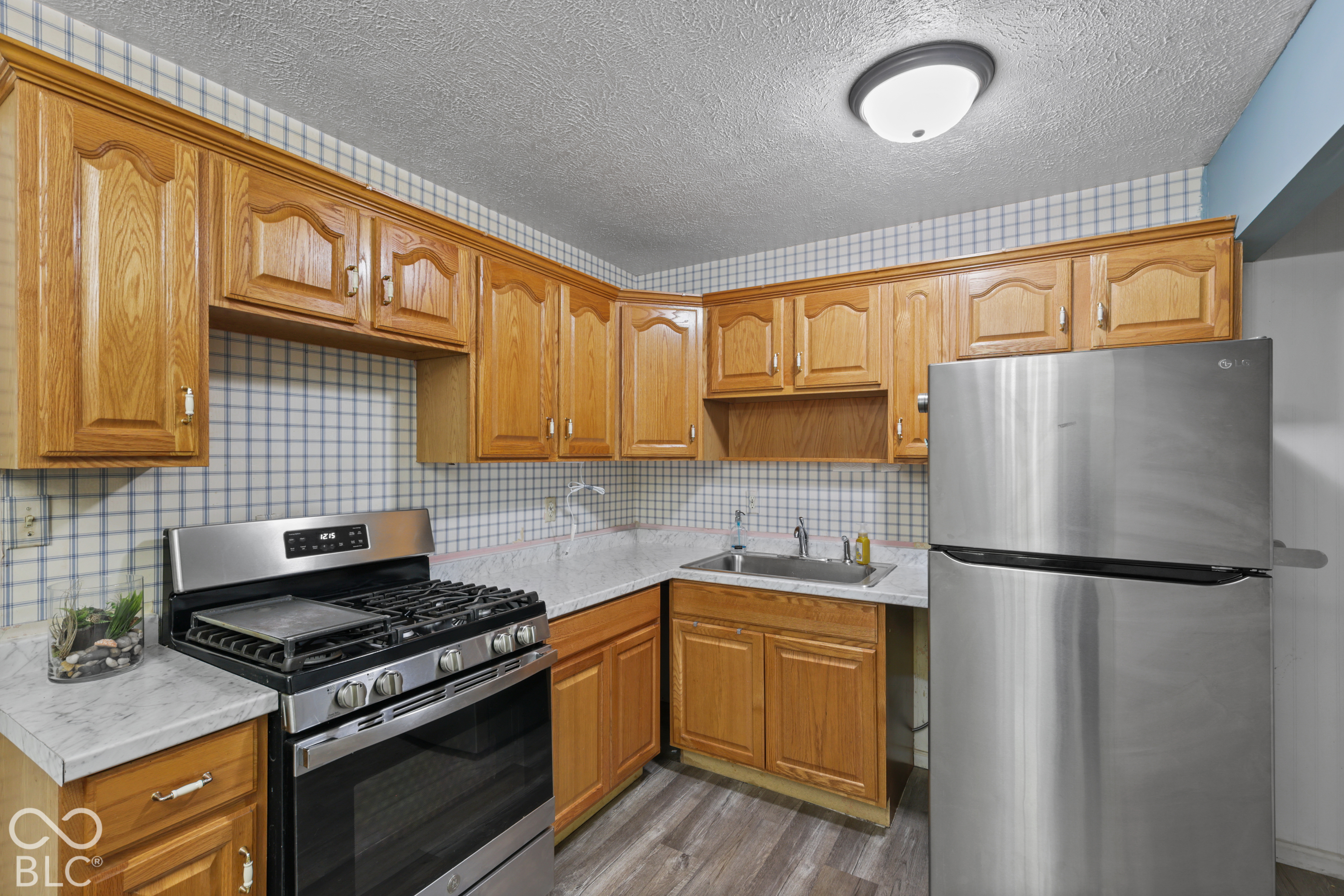 4742 Norcroft Drive, Indianapolis, IN, 46221 photo 4 of 34