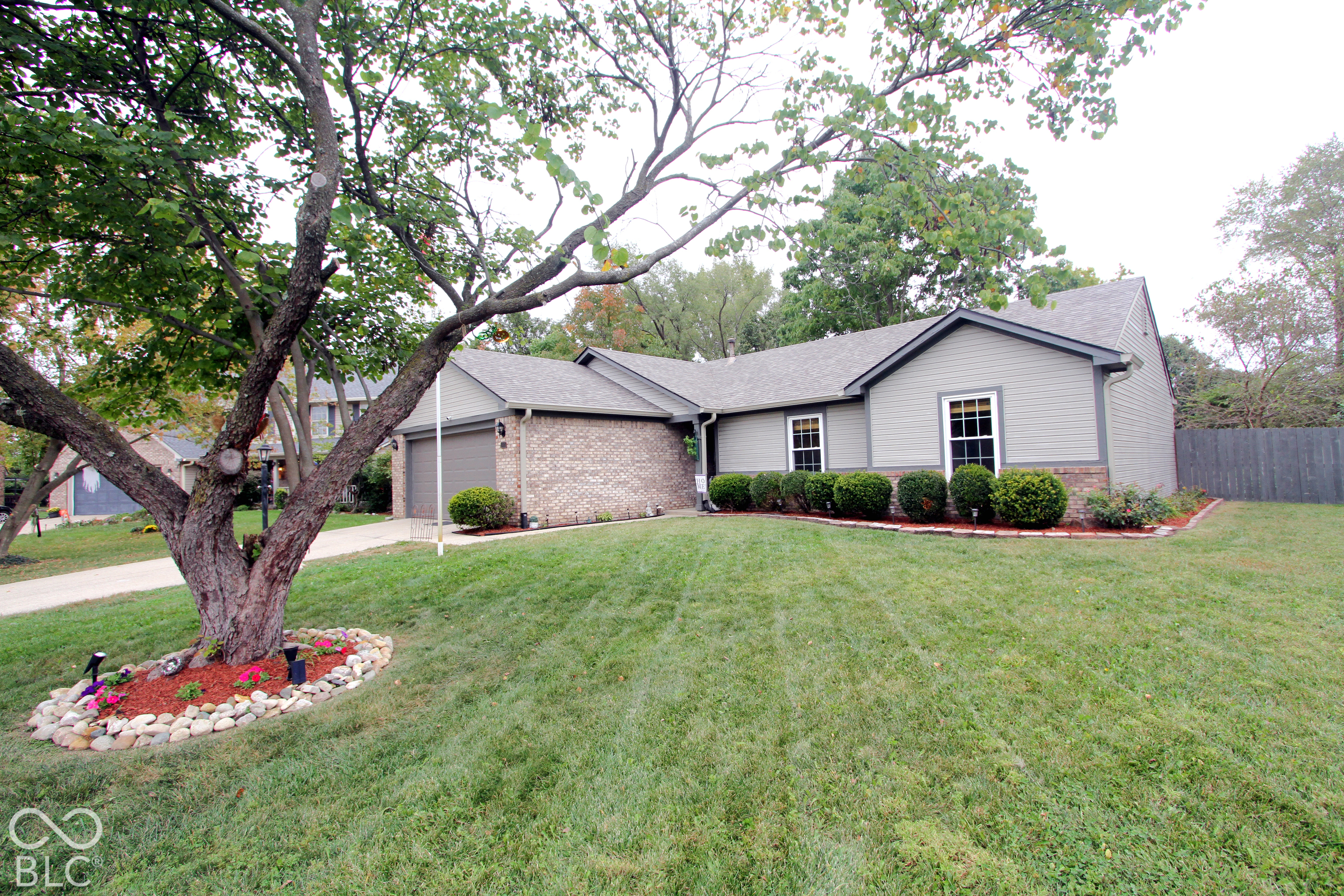 5535 Oakcrest, Indianapolis, IN, 46237 photo 4 of 48