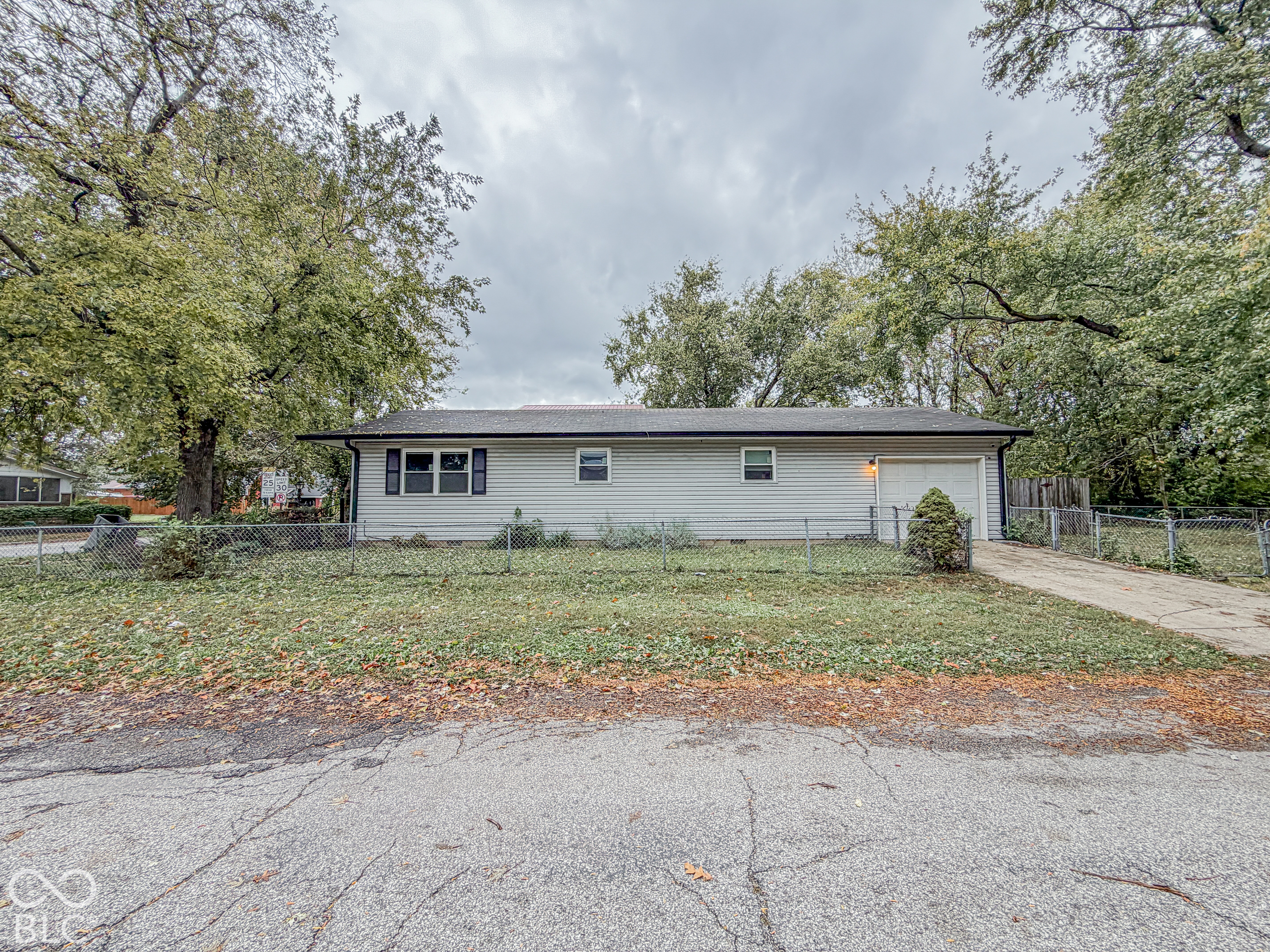 1101 N Belmont Avenue, Indianapolis, IN, 46222 photo 4 of 31