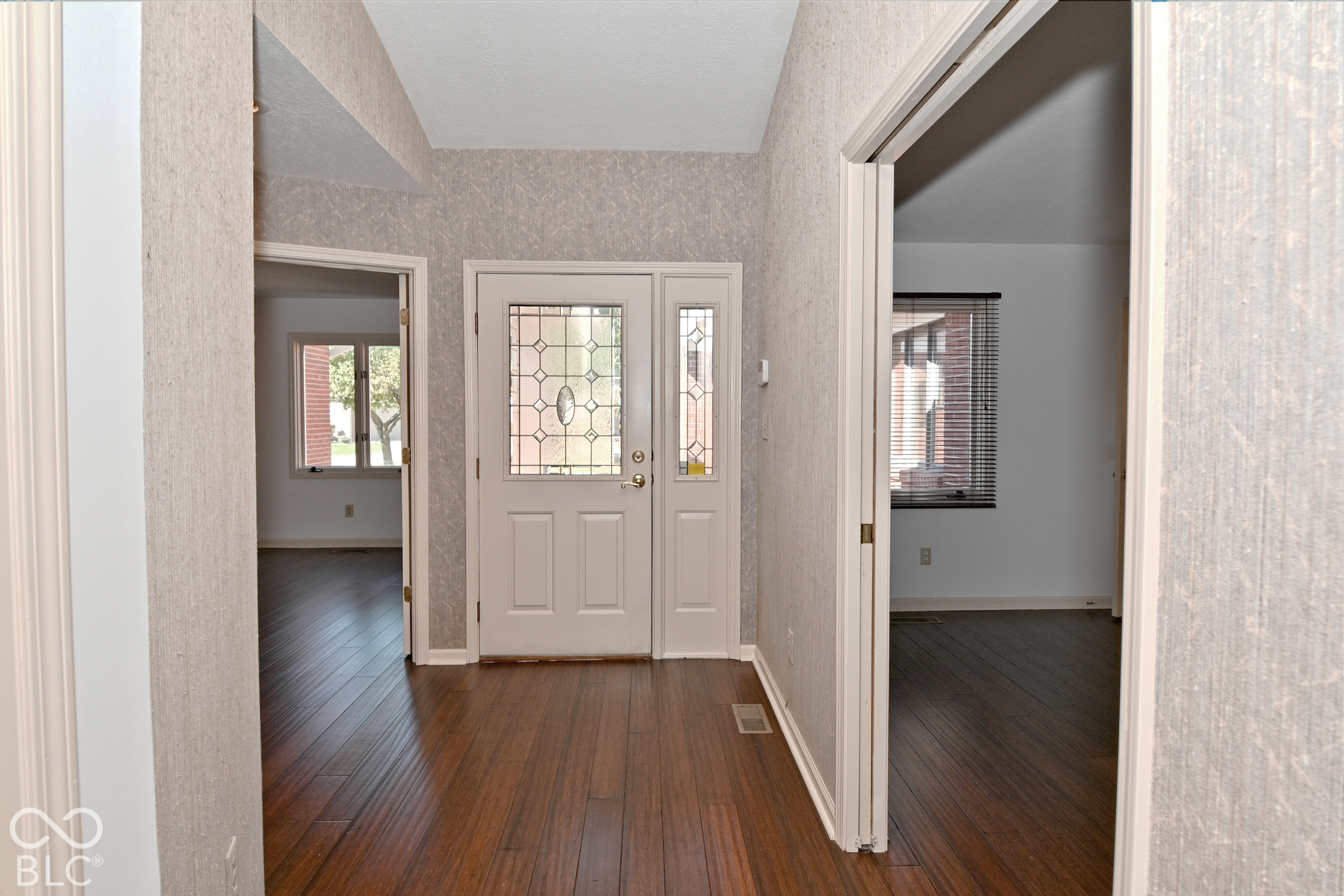 7461 Longleat Road, Indianapolis, IN, 46240 photo 4 of 52