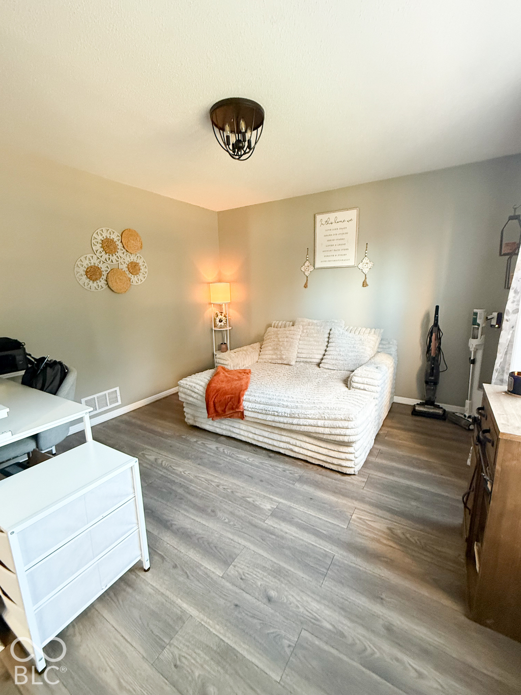 955 Cambridge Lane, Edinburgh, IN, 46124 photo 4 of 25