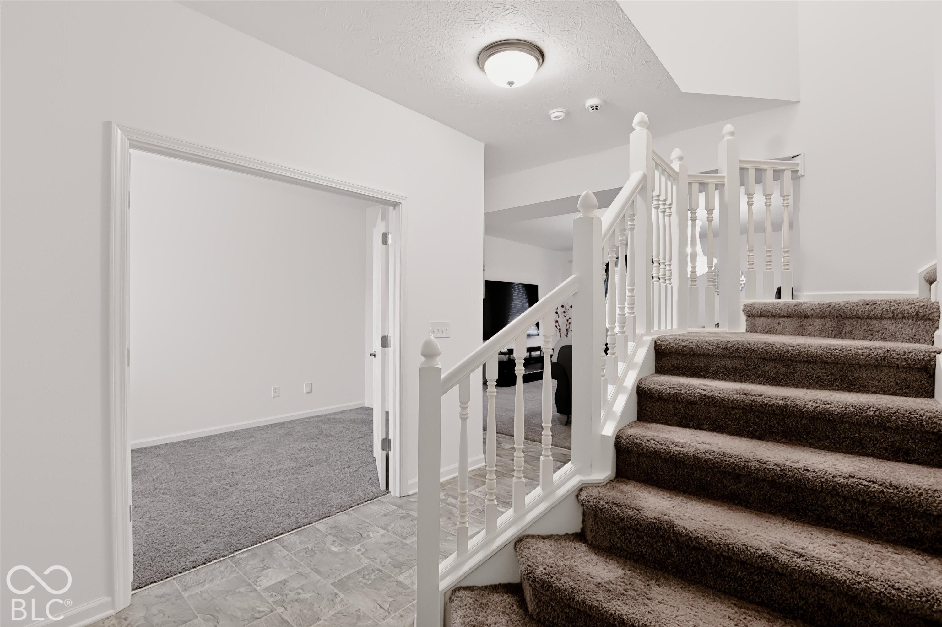 1927 Cobbett Drive, Avon, IN, 46123 photo 4 of 37