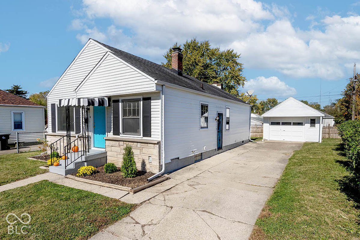 5338 E 19th Place, Indianapolis, IN, 46218 photo 4 of 33