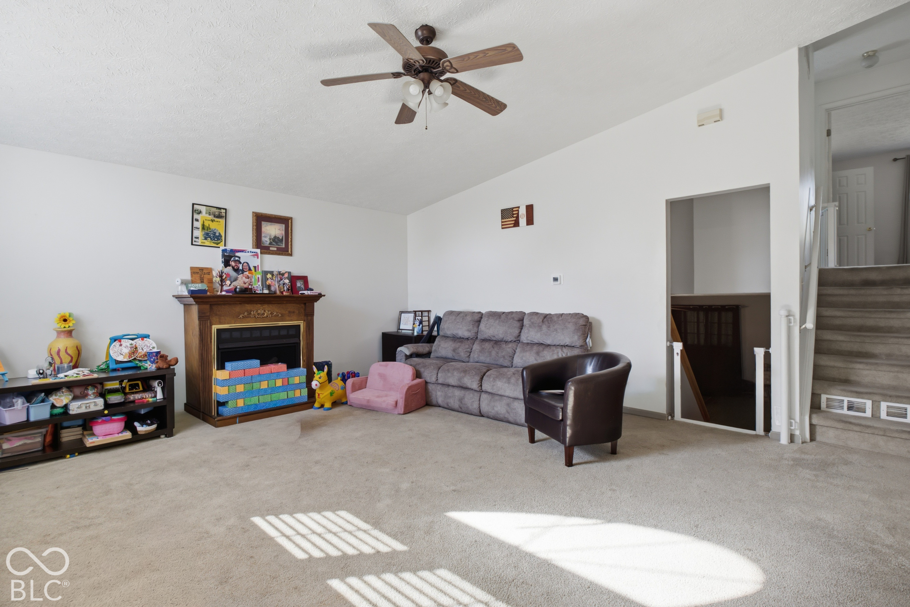 1500 Wrenwood Drive, Columbus, IN, 47201 photo 4 of 24