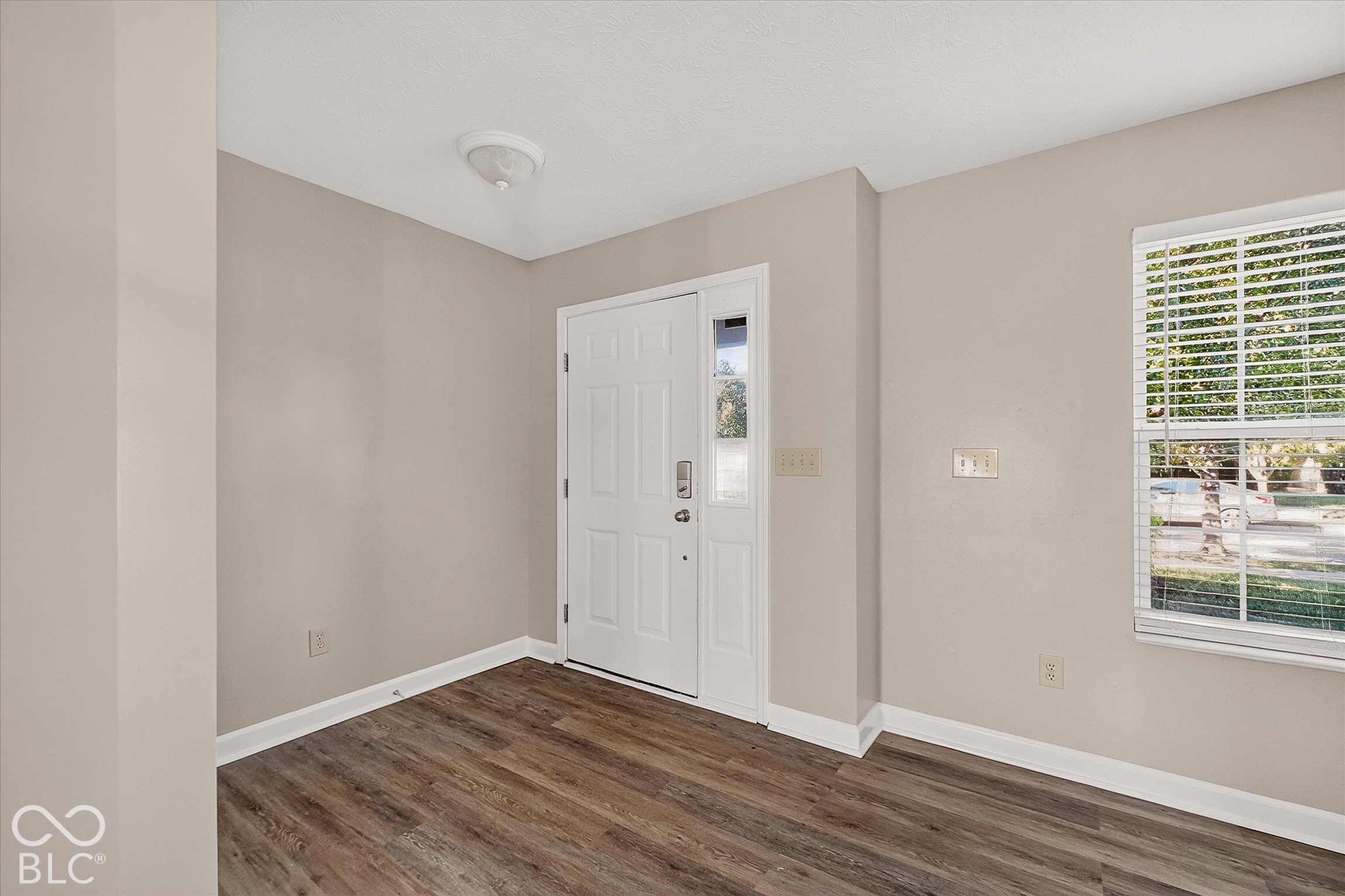 839 Stonehurst Drive, Franklin, IN, 46131 photo 4 of 37