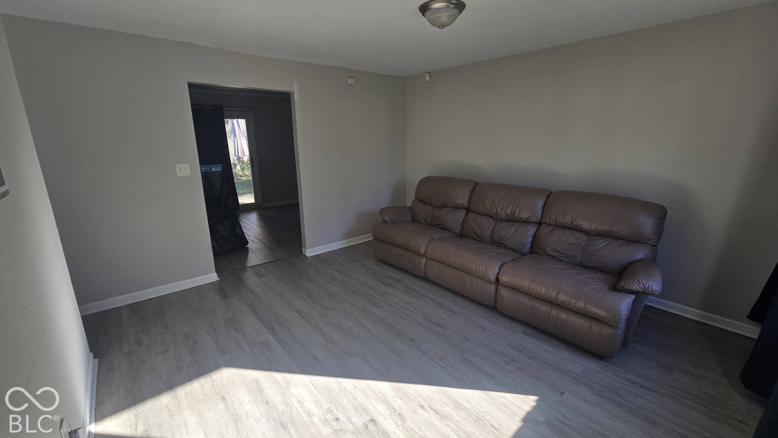 3943 Richelieu Road, Indianapolis, IN, 46226 photo 4 of 11