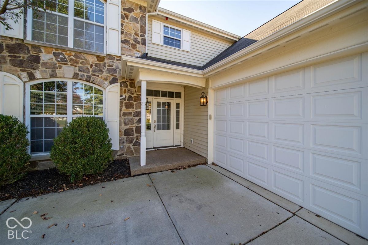 10811 Meadow Wing Court, Noblesville, IN, 46060 photo 4 of 35