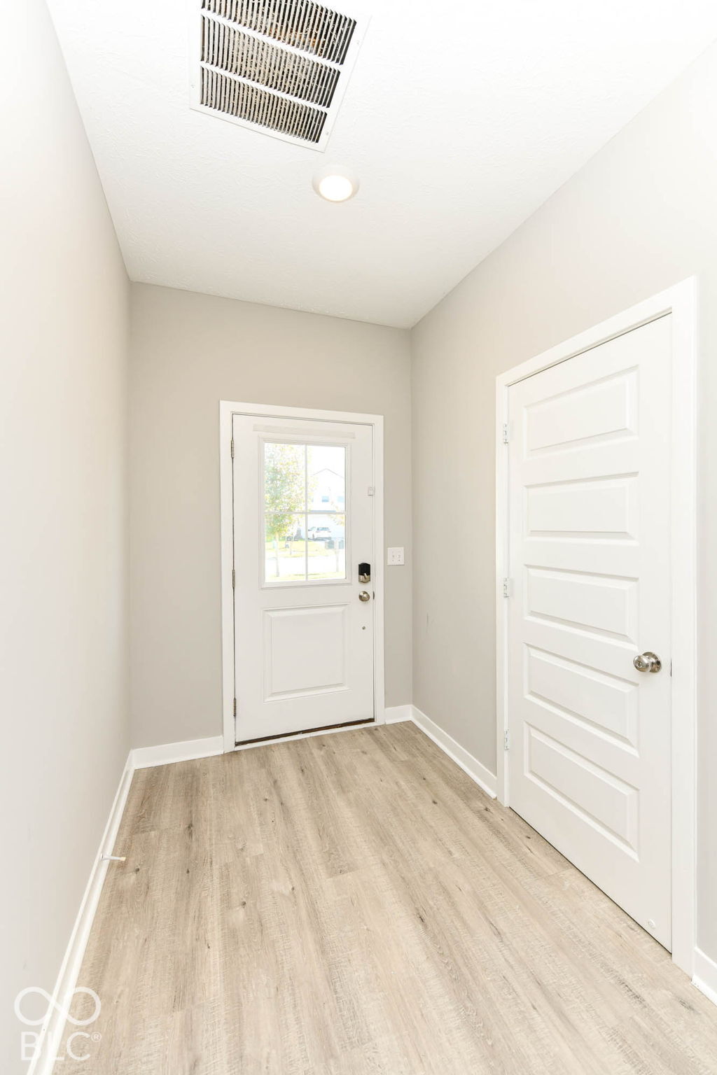 8663 Winton Place, Pendleton, IN, 46064 photo 4 of 33