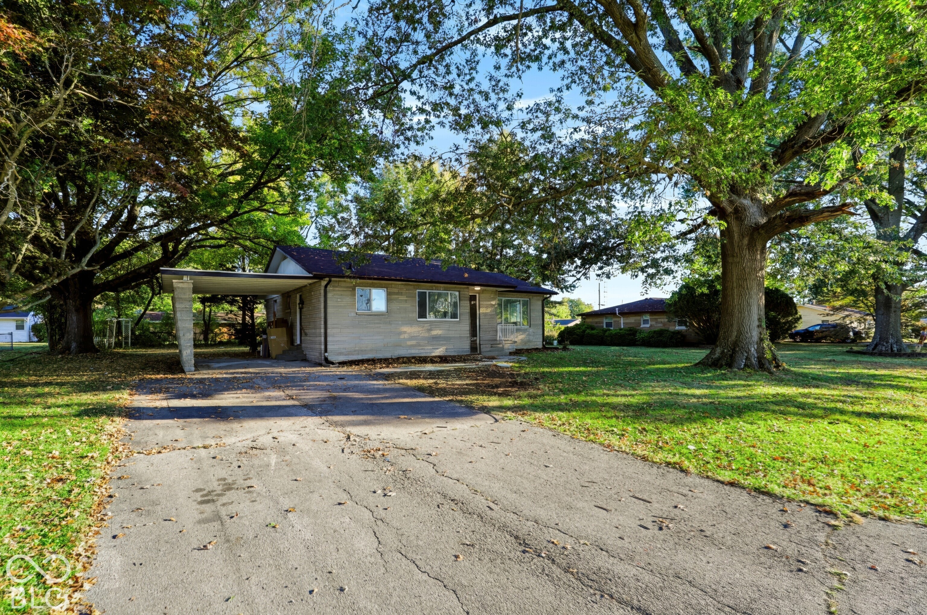 4062 W Broadway Avenue, Bloomington, IN, 47404 photo 4 of 34