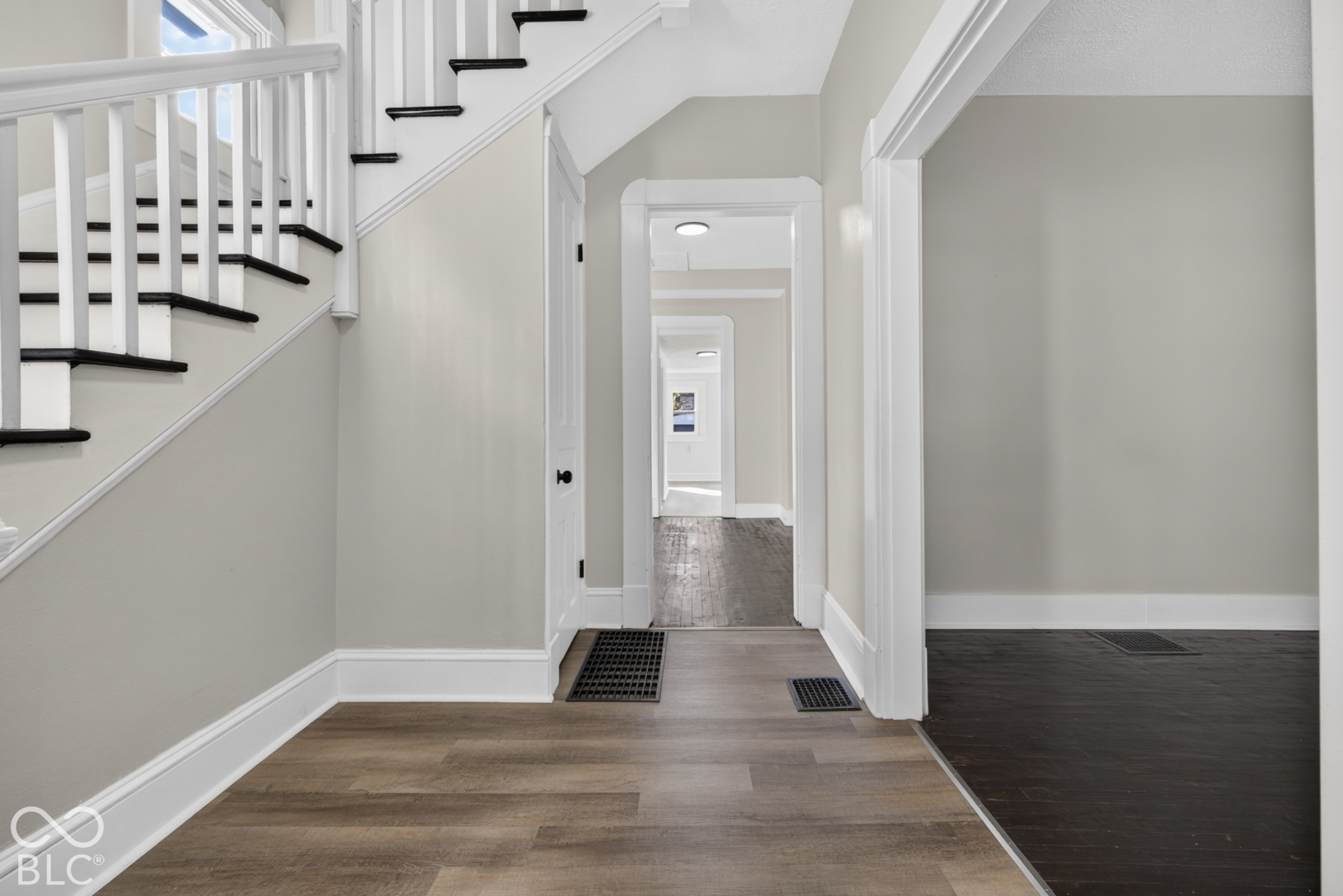 163 W King Street, Franklin, IN, 46131 photo 4 of 52