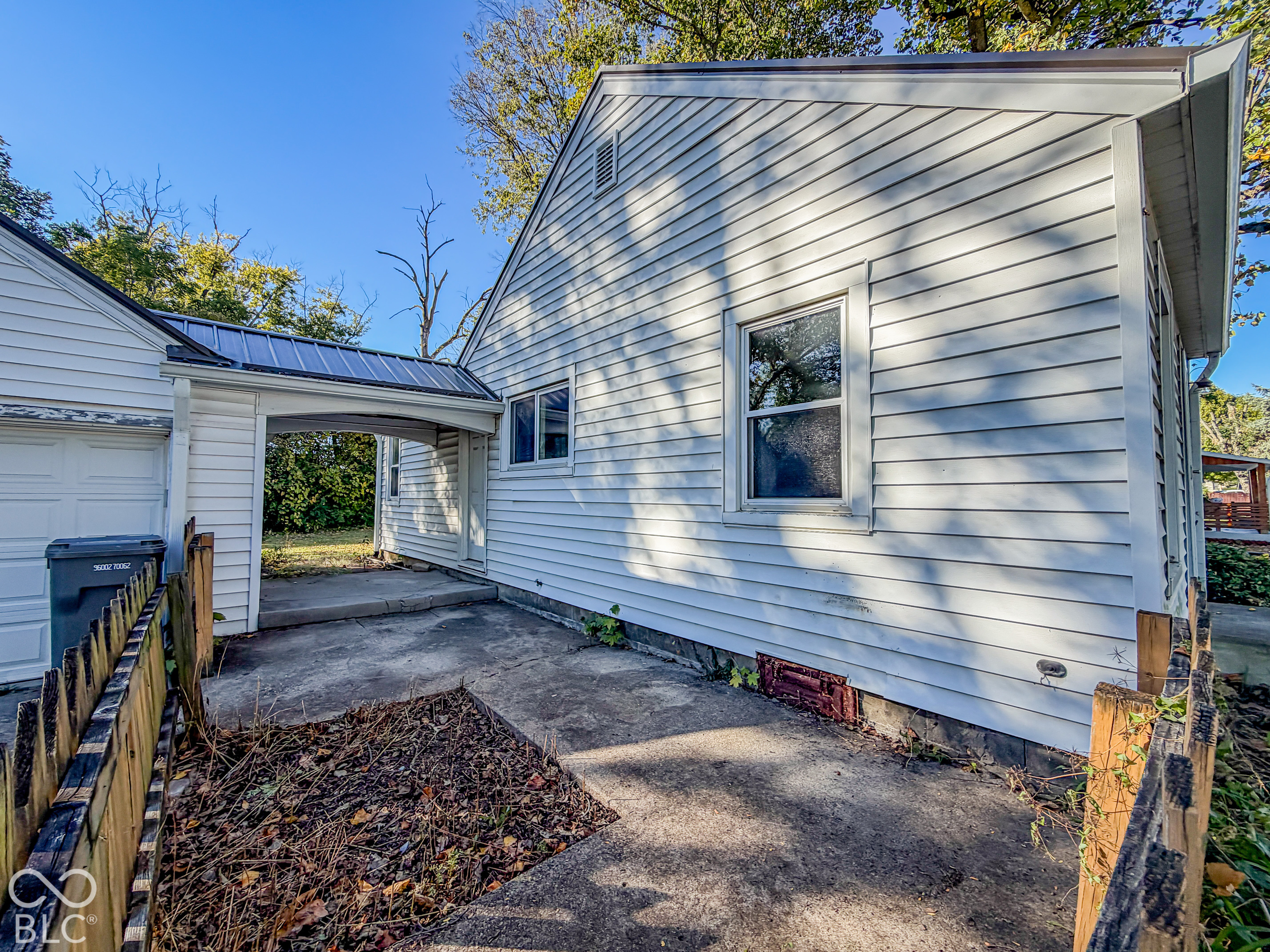 18 Rebecca Drive, Indianapolis, IN, 46241 photo 4 of 35