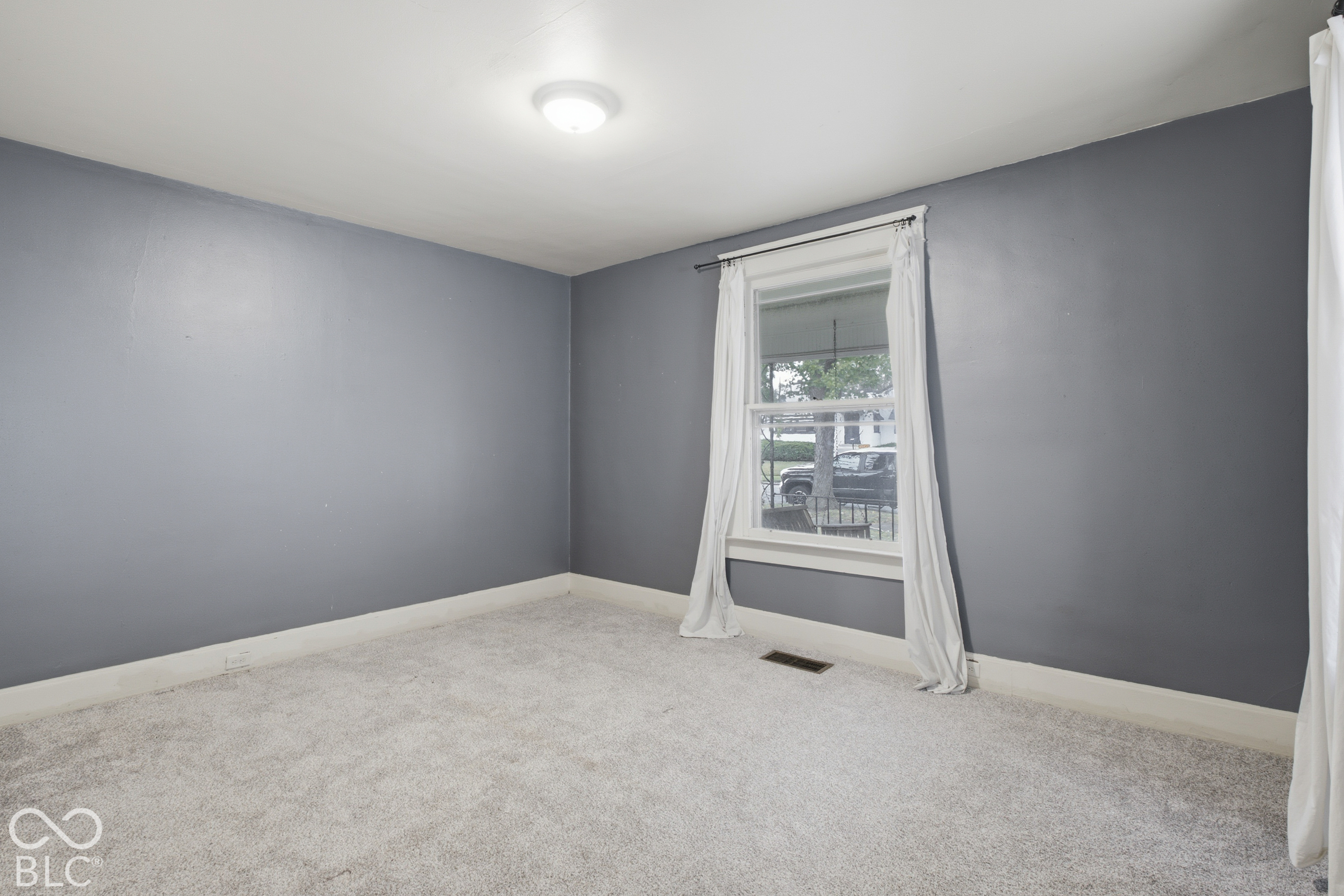 217 Emerson Drive, Seymour, IN, 47274 photo 4 of 21