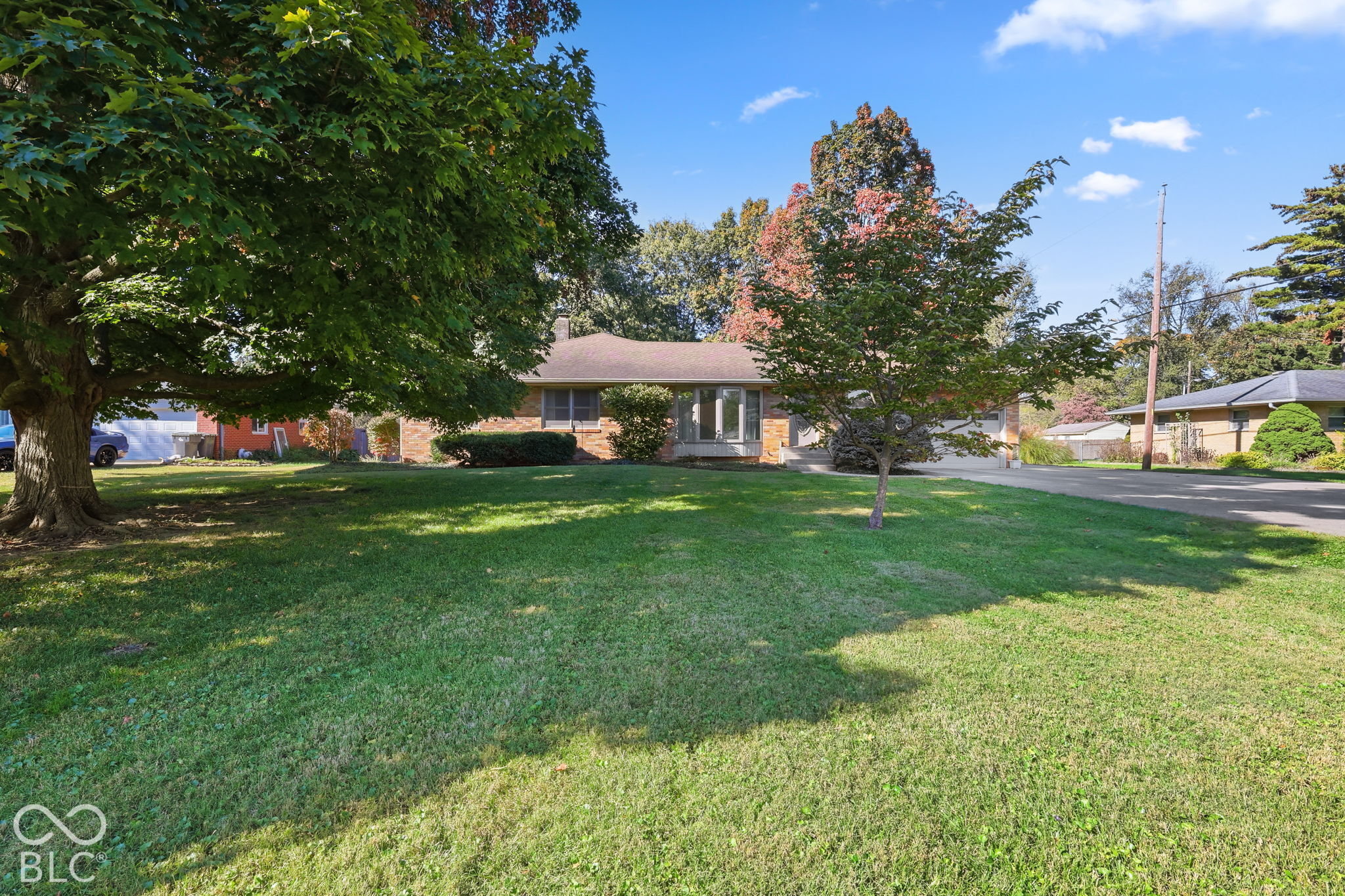 4620 S Senate Avenue, Indianapolis, IN, 46217 photo 4 of 59