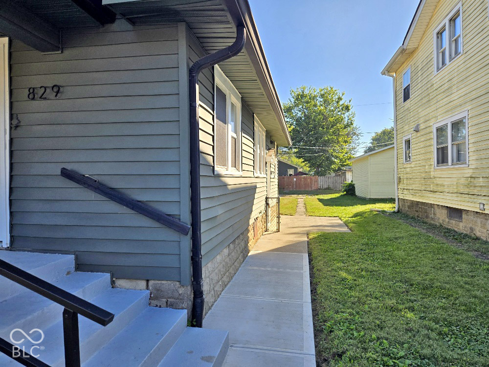 829 N Bradley Avenue, Indianapolis, IN, 46201 photo 4 of 24