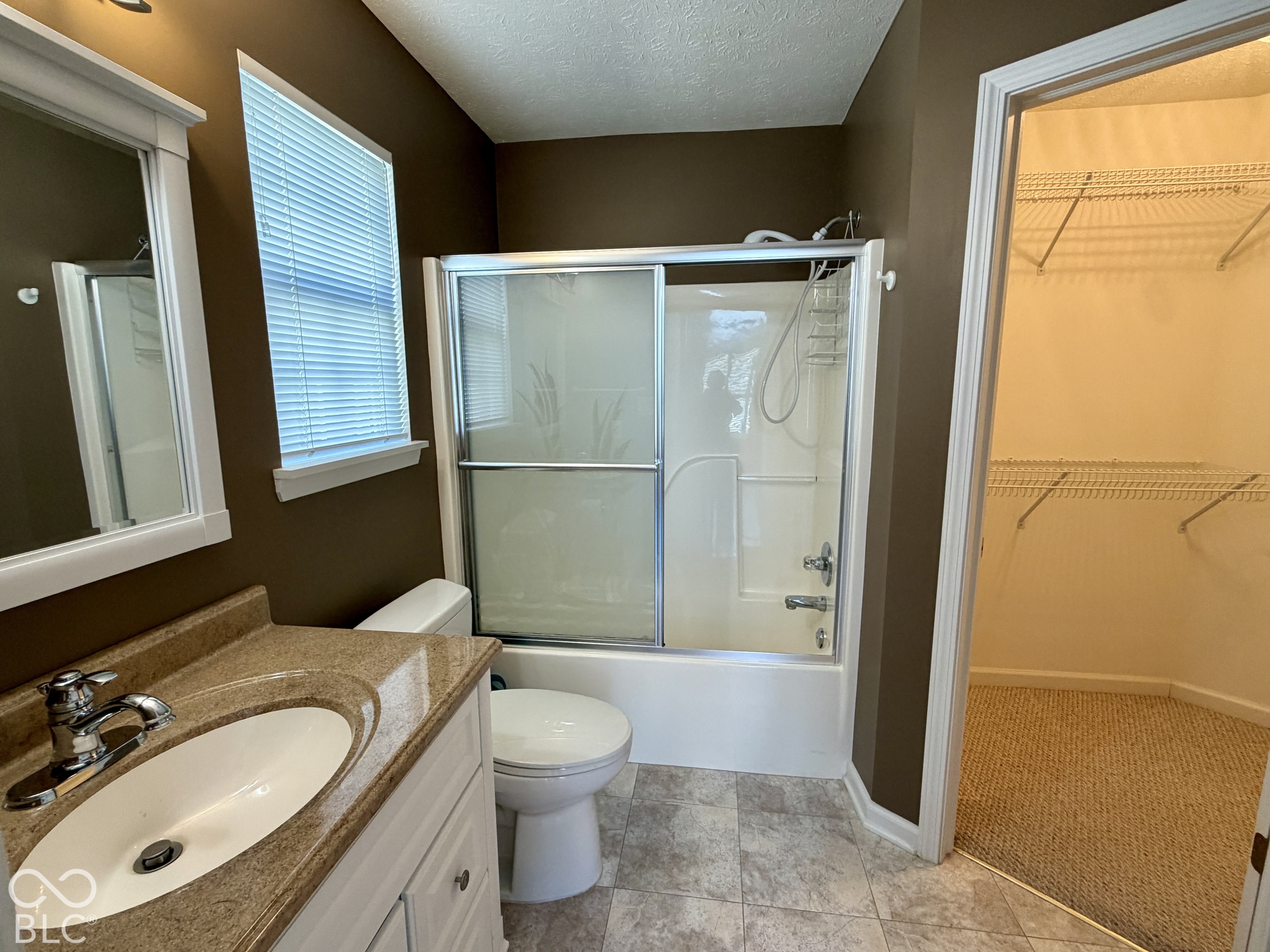 5835 Oberlies Way, Plainfield, IN, 46168 photo 4 of 23