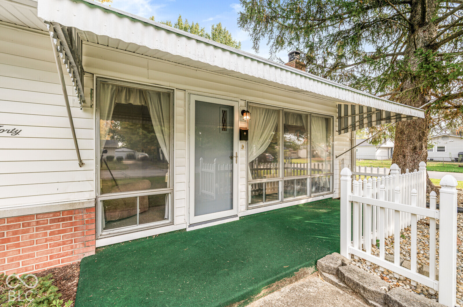 440 Hollybrook Drive, Whiteland, IN, 46184 photo 4 of 38