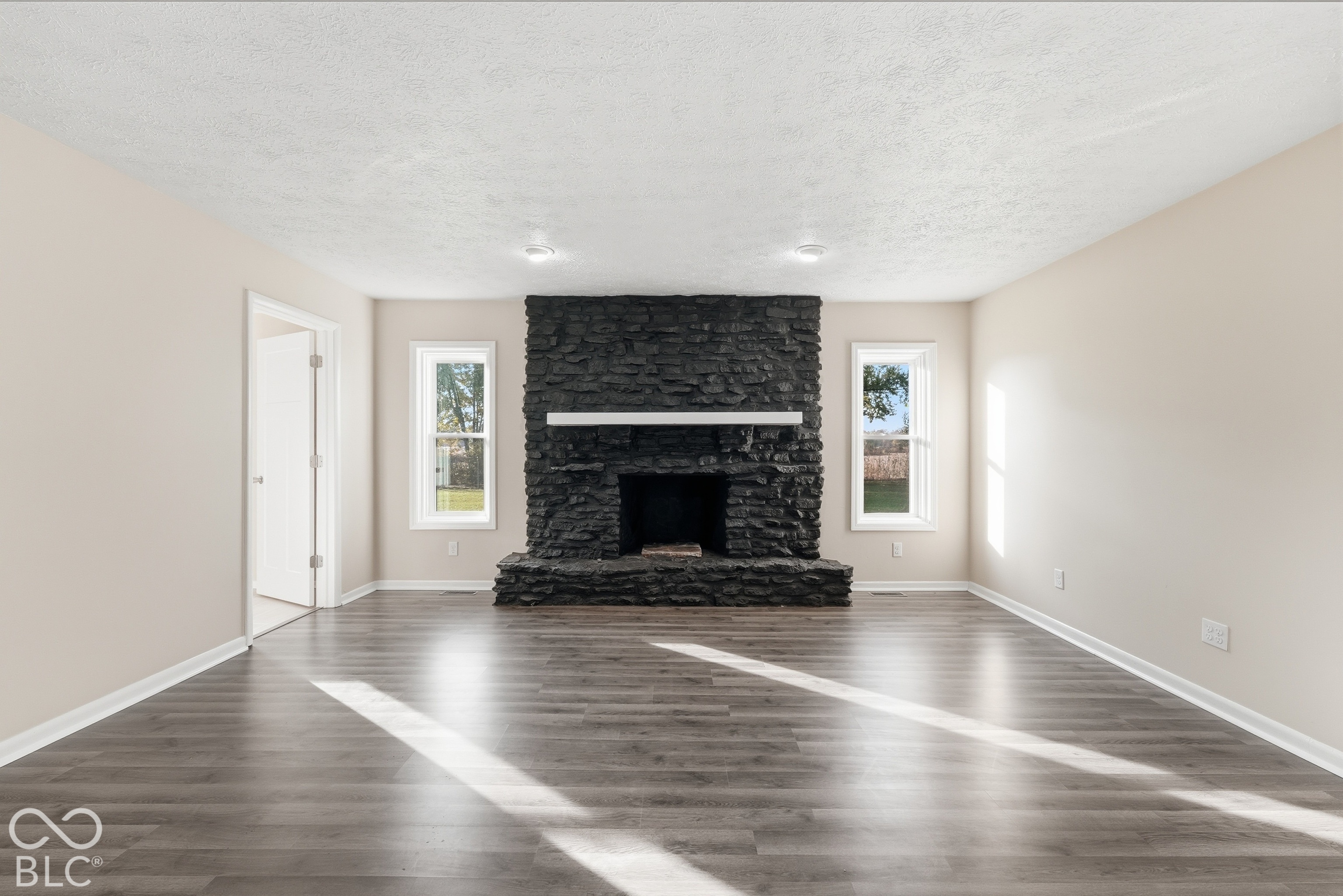 1281 Fox Trail Drive E, New Palestine, IN, 46163 photo 4 of 41