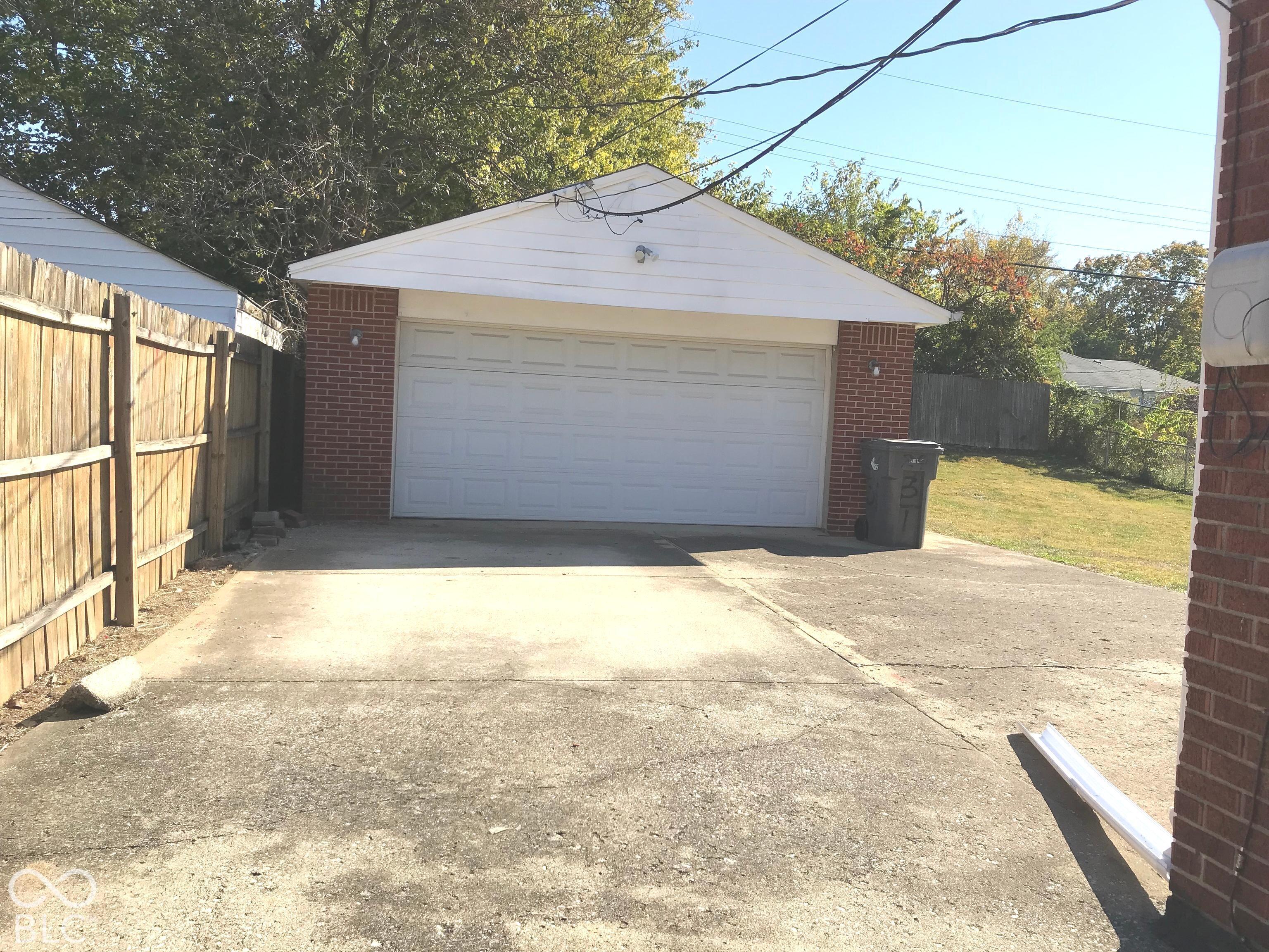 2931 N Centennial Street, Indianapolis, IN, 46222 photo 4 of 20