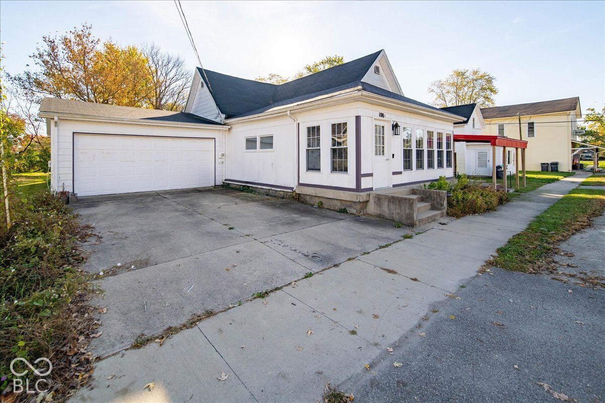 108 S Main Street, Kennard, IN, 47351 photo 4 of 37