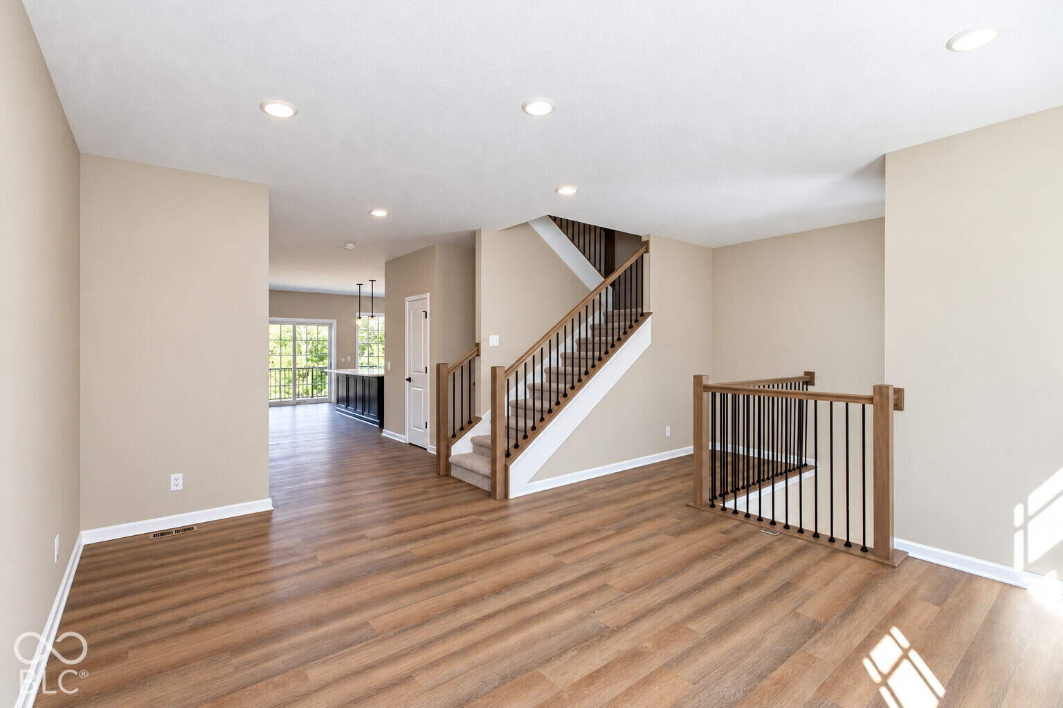 5736 Birtz Road, Indianapolis, IN, 46216 photo 4 of 14