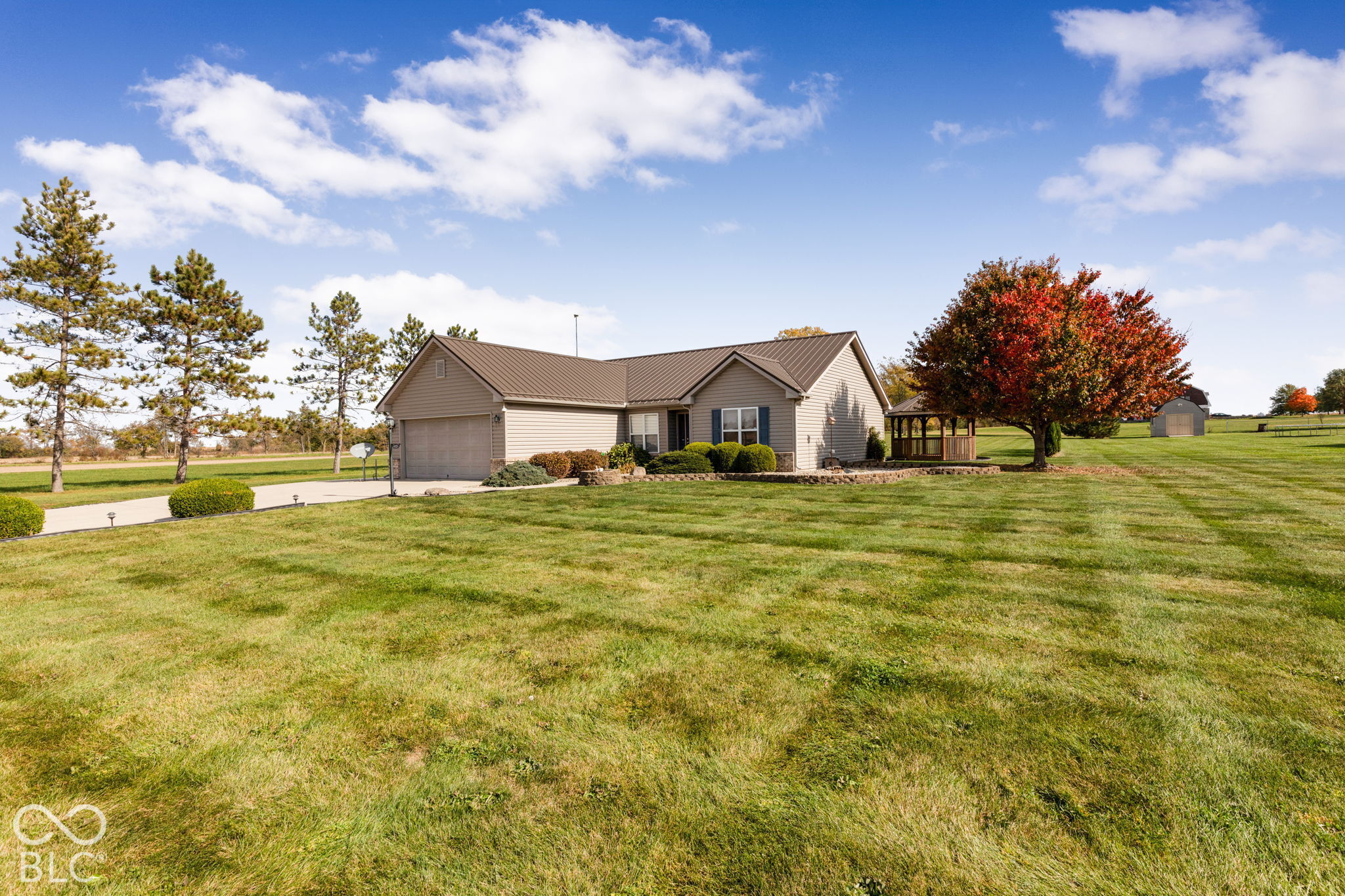 204 N 950 E, Greentown, IN, 46936 photo 4 of 71