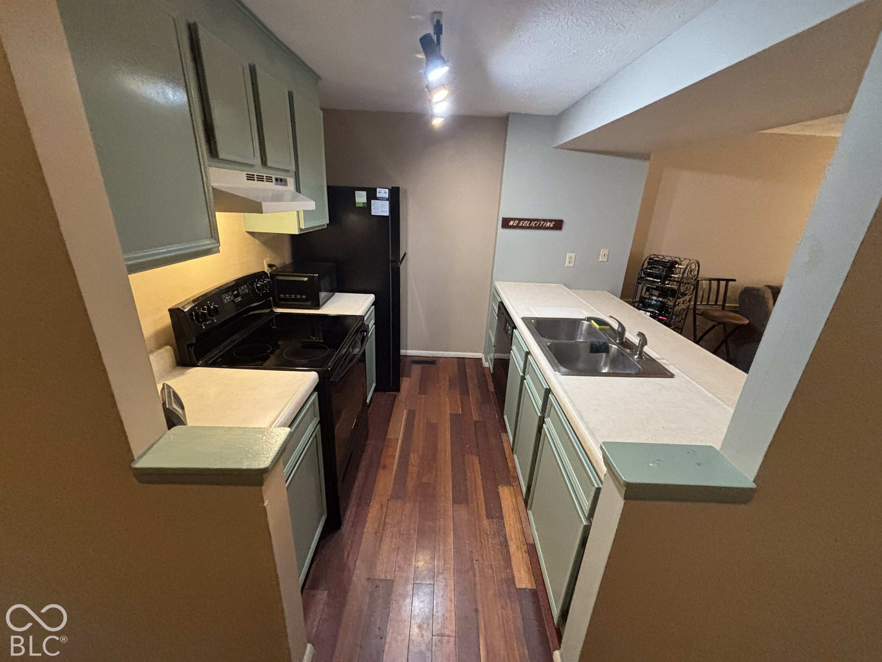 9460 Aspen Grove Lane, Indianapolis, IN, 46250 photo 4 of 22