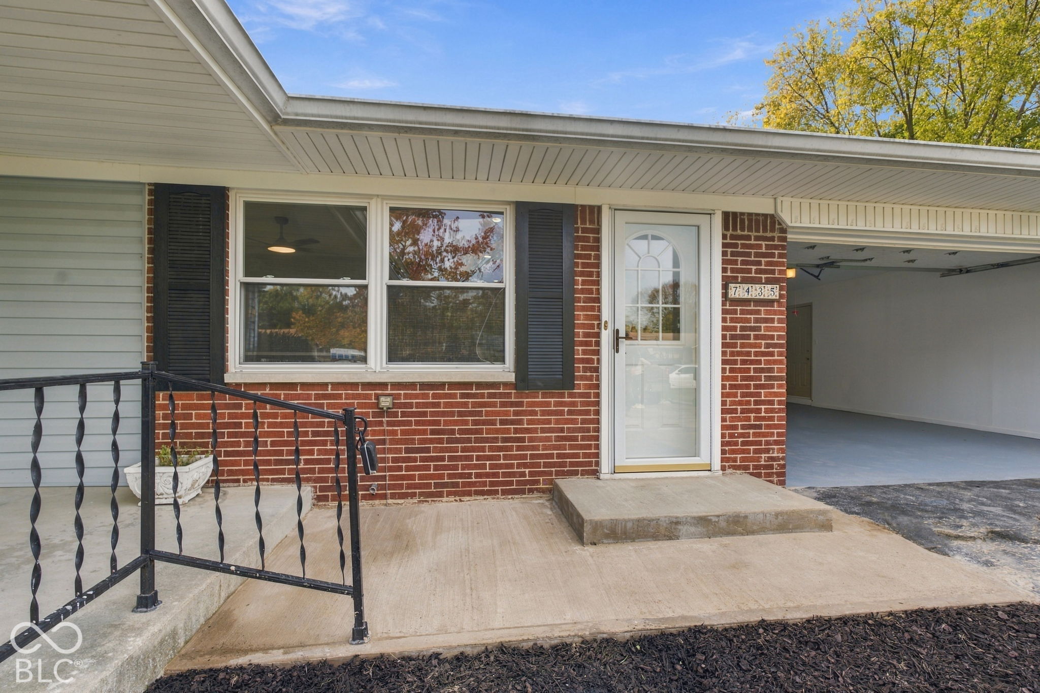 7435 Hiner Lane, Indianapolis, IN, 46219 photo 4 of 30