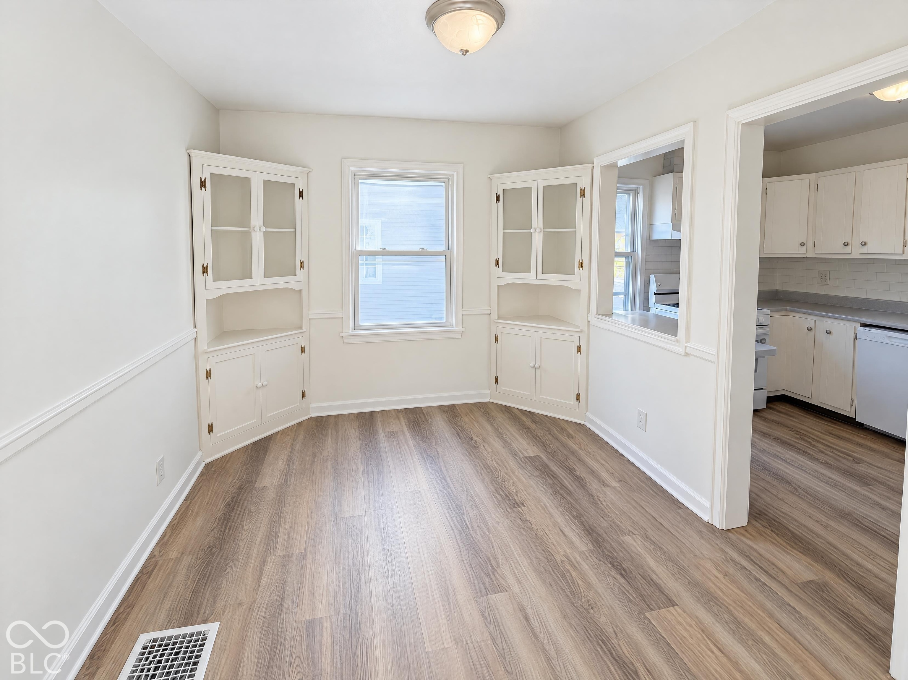 2043 Gerrard Avenue, Indianapolis, IN, 46224 photo 4 of 25