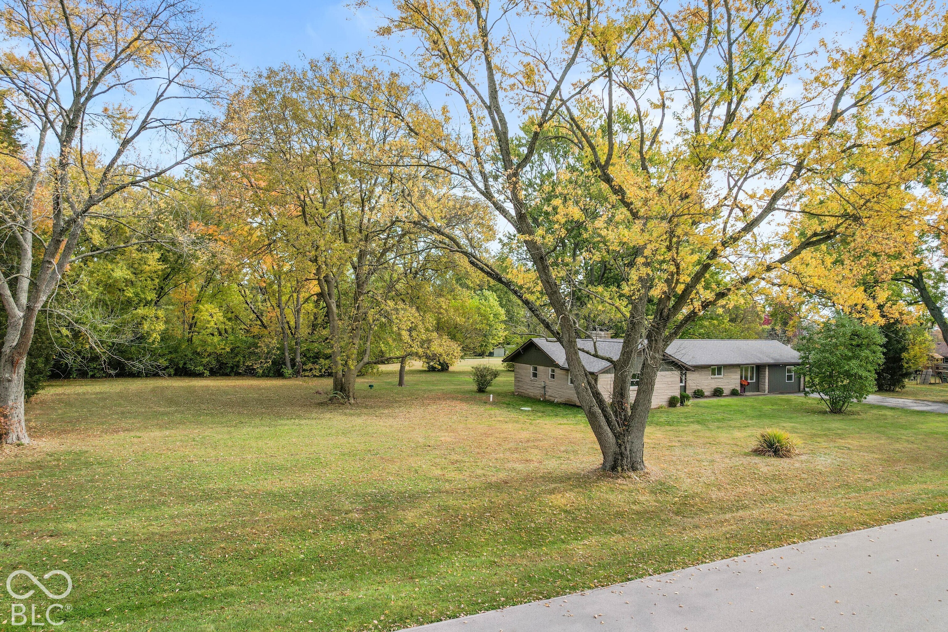 1947 Argyle Drive, Avon, IN, 46123 photo 4 of 32