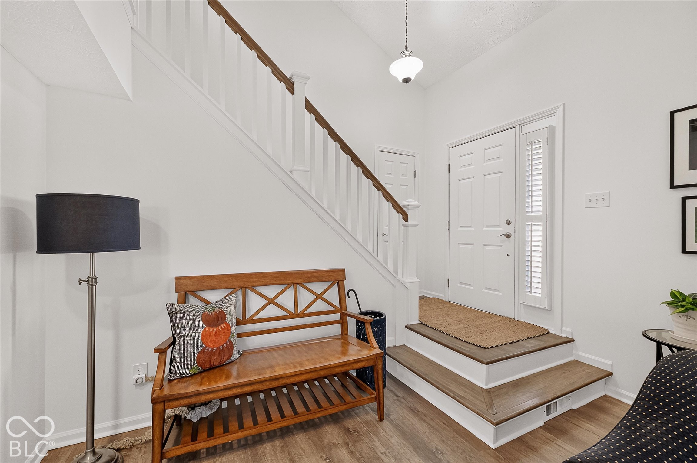 2509 Chaseway Court, Indianapolis, IN, 46268 photo 4 of 28