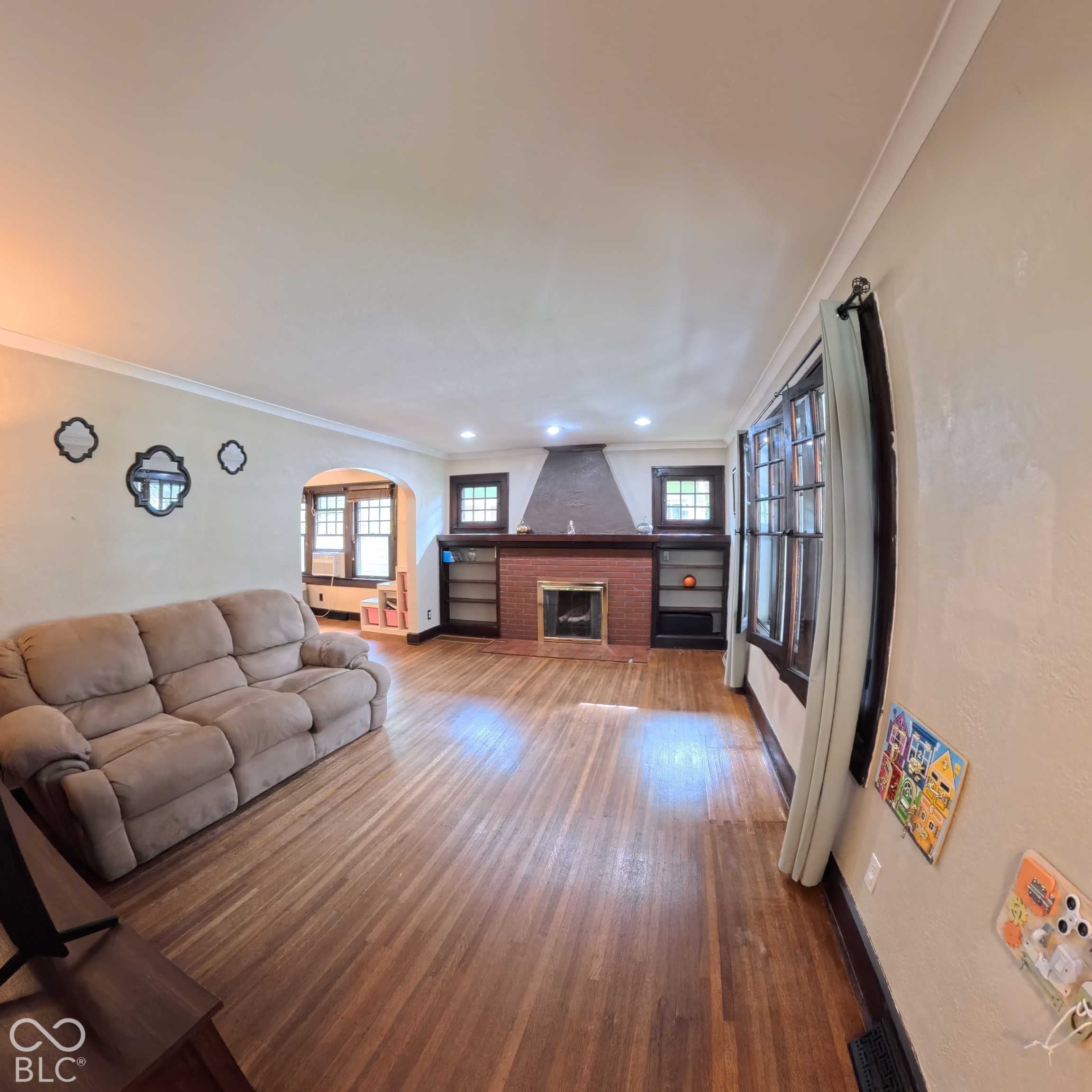 333 N Graham Avenue, Indianapolis, IN, 46219 photo 4 of 22