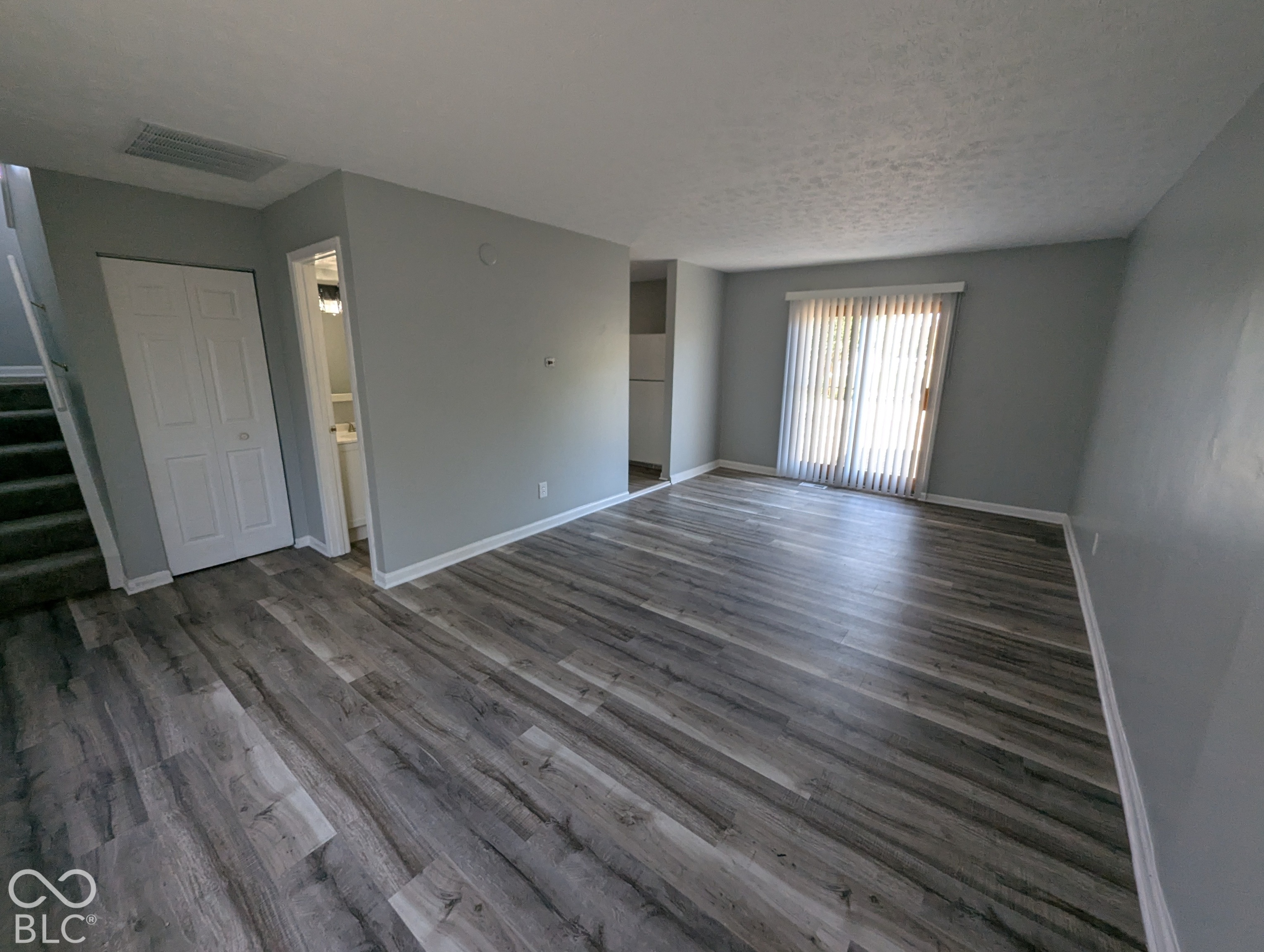 2215 N Kenwood Avenue, Indianapolis, IN, 46208 photo 4 of 22