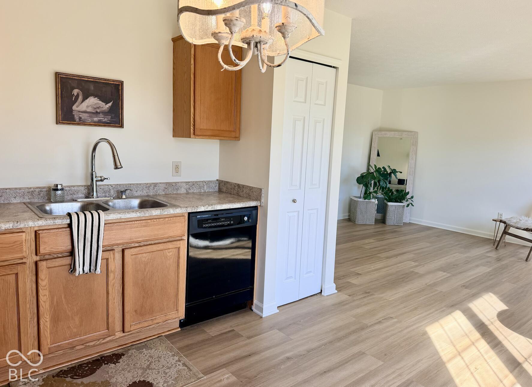 2257 Schoolmarm Drive, Greenfield, IN, 46140 photo 4 of 11