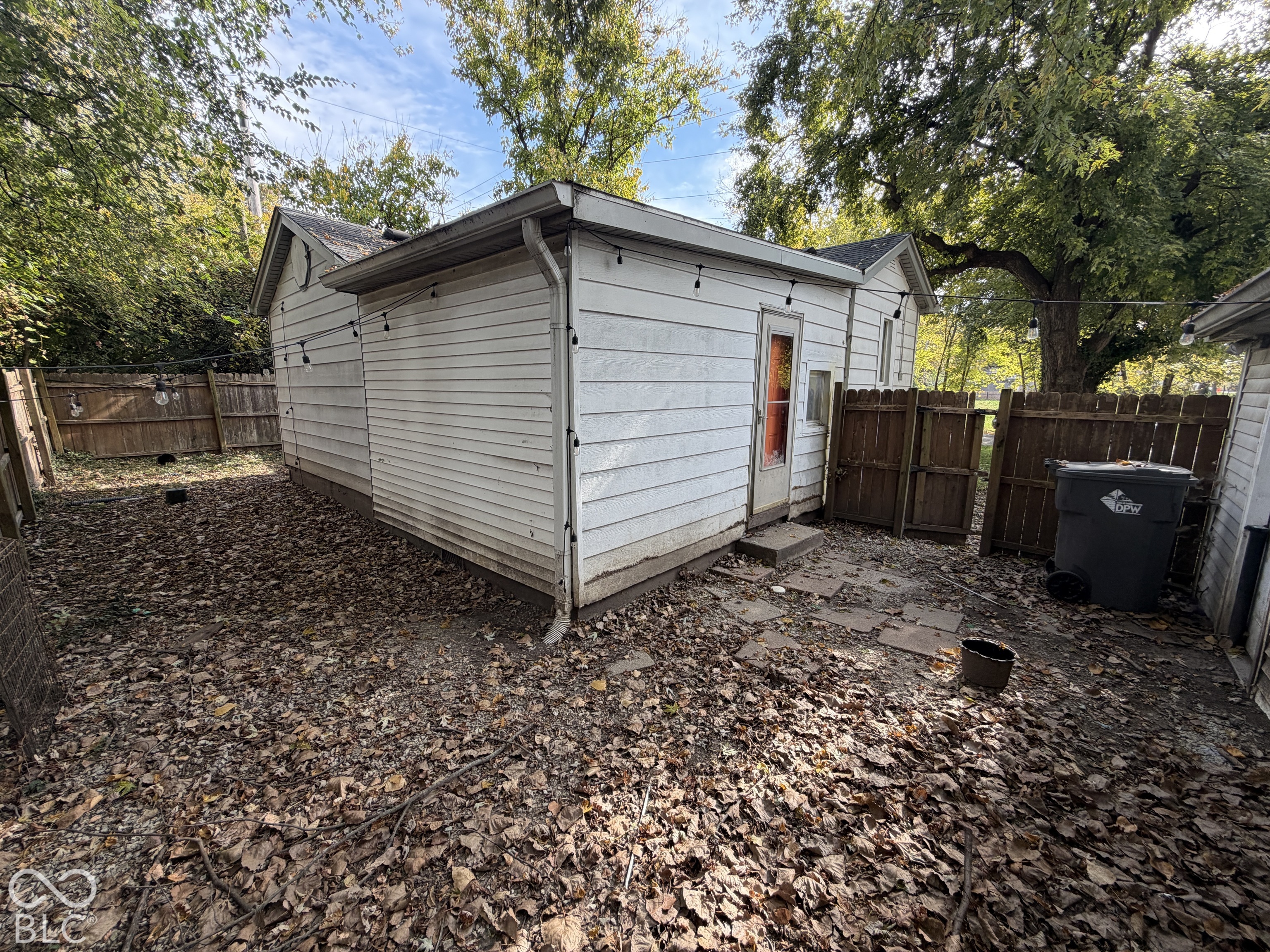 5244 E 27th Street, Indianapolis, IN, 46218 photo 4 of 5